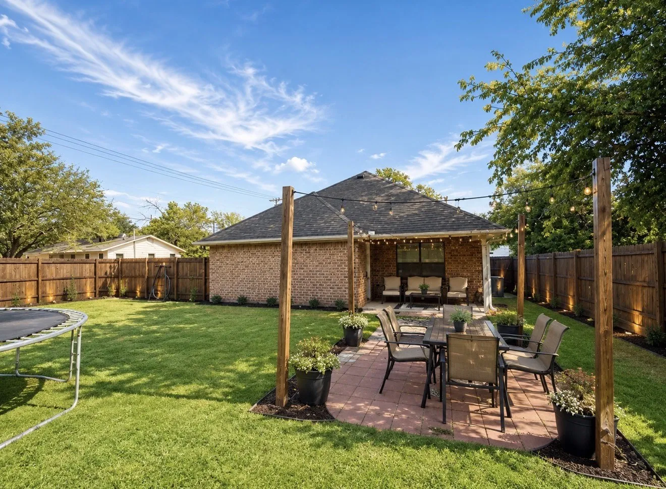 Single Family Residence For Sale in Wise County , 905 N Miller Street, Decatur, Texas 76234, 3 Bedroom, 2 Bathroom, 1 Garage spaces, 1,486 Sqft, built in 2003, mls#21370259, Real Estate Agent in Decatur, Homes For Sale in Wise county, Homes For Sale in Decatur, Realtor in Decatur Texas, Real Estate Brokerage Independent Realty Texas, Luminita Cordes Realtor