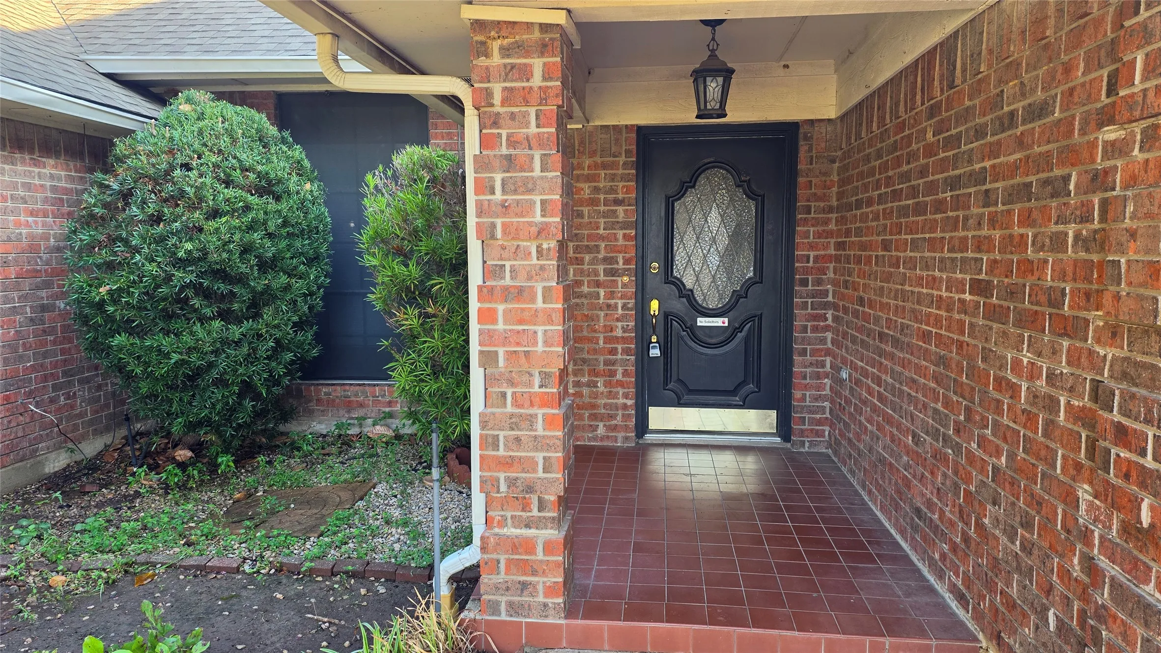 Single Family Residence For Sale in Tarrant County , 4401 Waycross Drive, Arlington, Texas 76016, 4 Bedroom, 3 Bathroom, 2 Garage spaces, 2,474 Sqft, built in 1982, mls#21370741, Real Estate Agent in Arlington, Homes For Sale in Tarrant county, Homes For Sale in Arlington, Realtor in Arlington Texas, Real Estate Brokerage Independent Realty Texas, Luminita Cordes Realtor