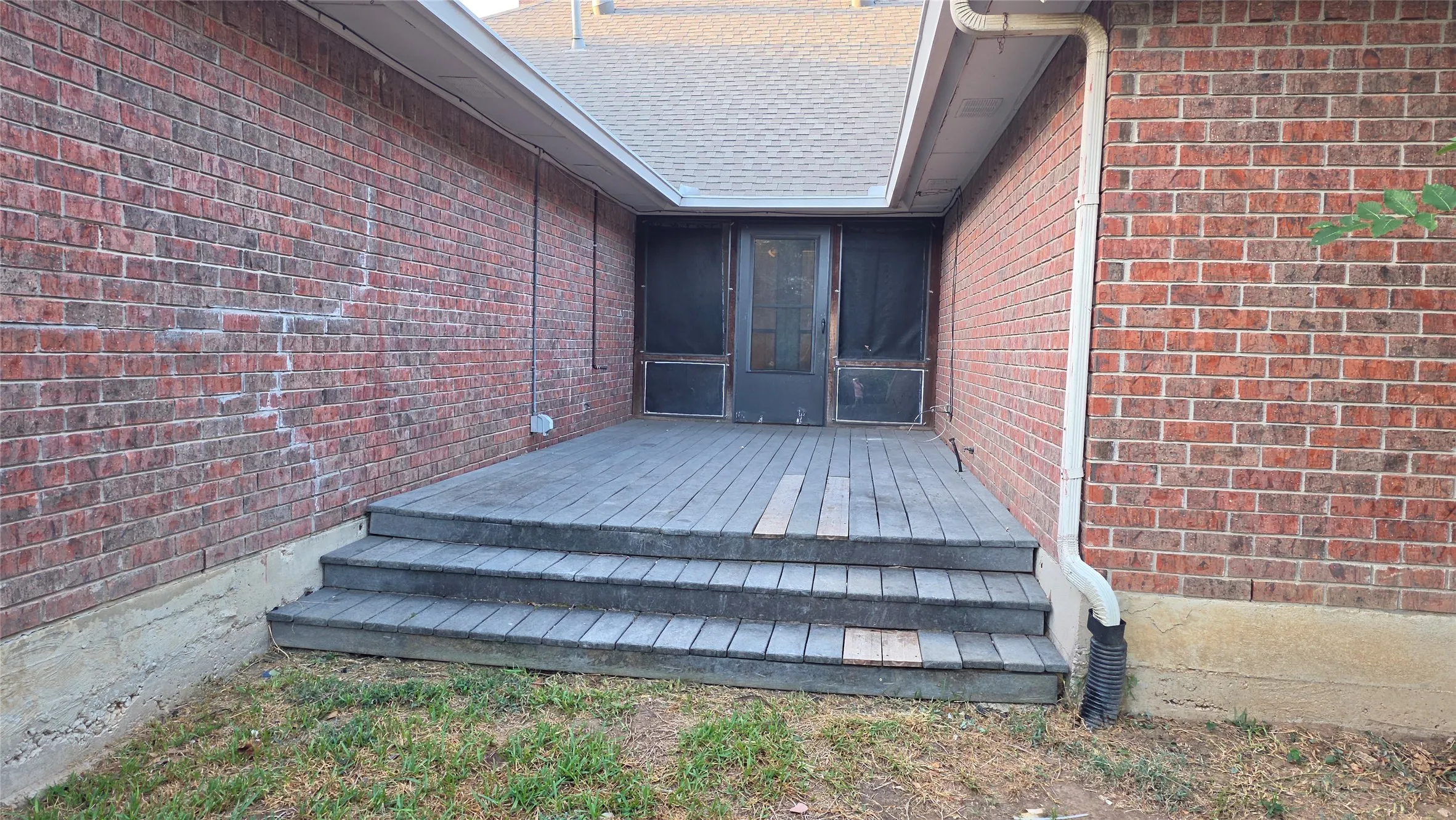 Single Family Residence For Sale in Tarrant County , 4401 Waycross Drive, Arlington, Texas 76016, 4 Bedroom, 3 Bathroom, 2 Garage spaces, 2,474 Sqft, built in 1982, mls#21370741, Real Estate Agent in Arlington, Homes For Sale in Tarrant county, Homes For Sale in Arlington, Realtor in Arlington Texas, Real Estate Brokerage Independent Realty Texas, Luminita Cordes Realtor