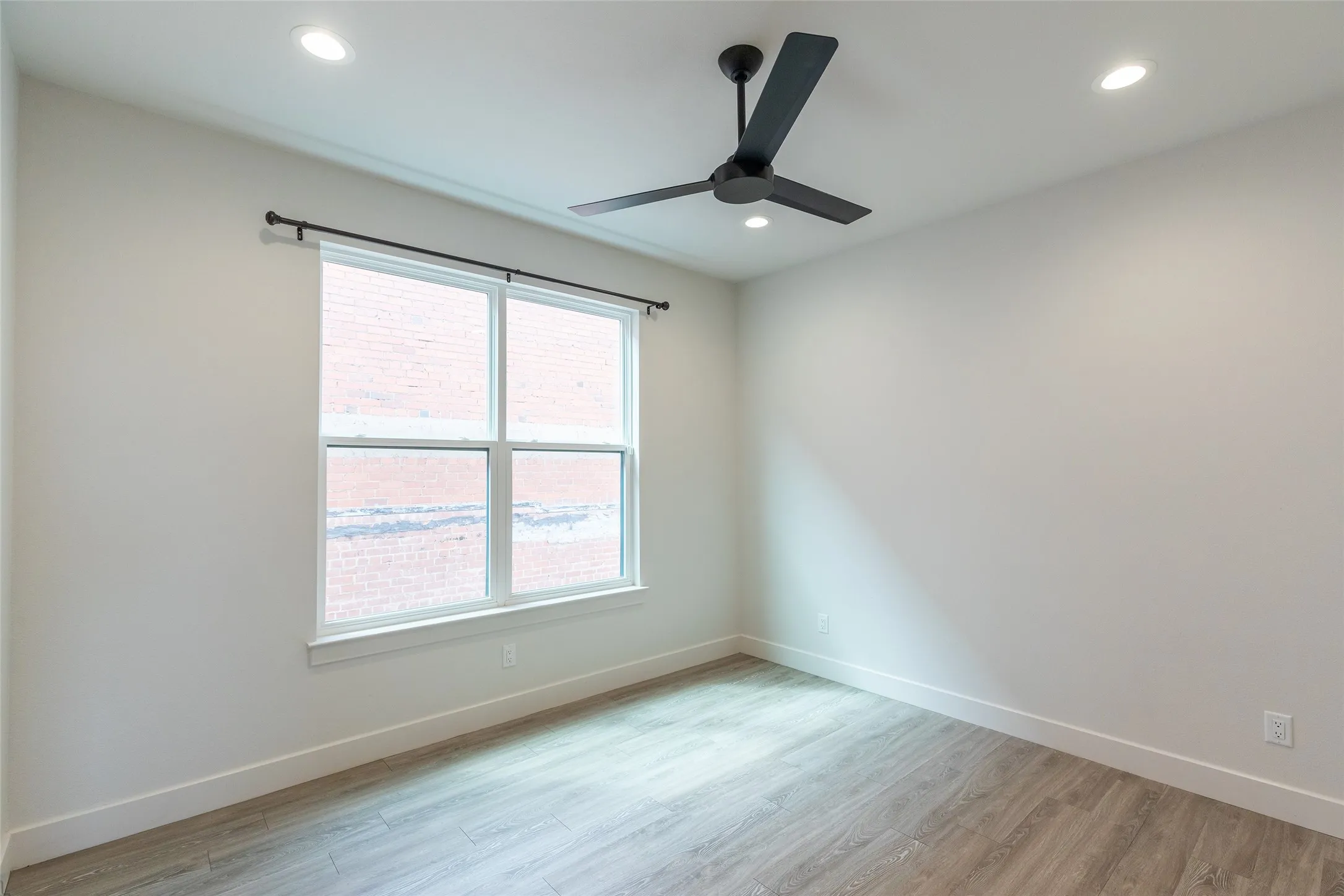 Single Family Residence For Sale in Taylor County , 208 Pecan Street, Abilene, Texas 79602, 3 Bedroom, 3 Bathroom, Garage spaces, 1,850 Sqft, built in 2020, mls#21352227, Real Estate Agent in Abilene, Homes For Sale in Taylor county, Homes For Sale in Abilene, Realtor in Abilene Texas, Real Estate Brokerage Independent Realty Texas, Luminita Cordes Realtor