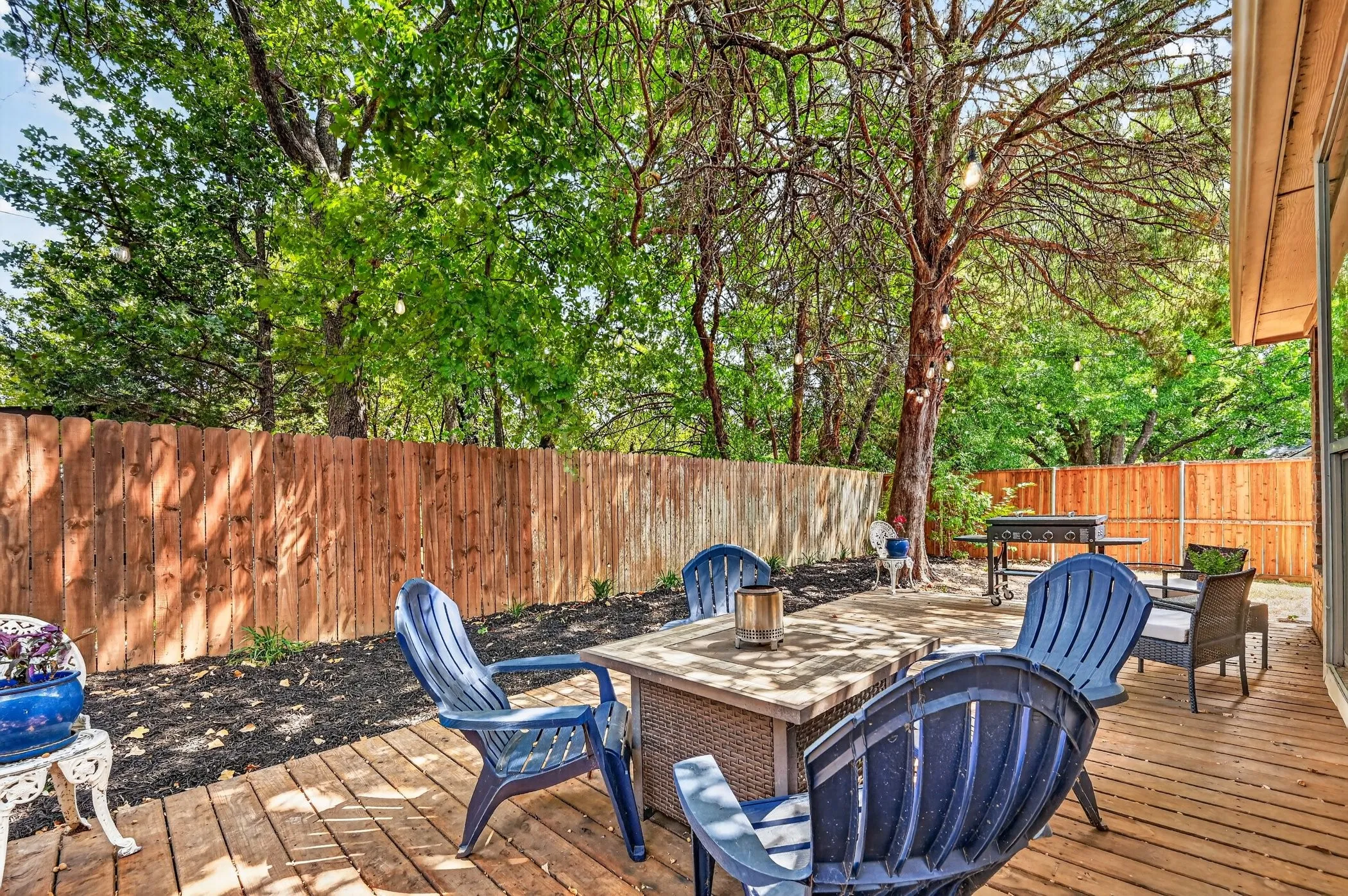 Single Family Residence For Sale in Denton County , 1900 Creek Bend Drive, Corinth, Texas 76208, 5 Bedroom, 4 Bathroom, 3 Garage spaces, 3,782 Sqft, built in 2004, mls#21370734, Real Estate Agent in Corinth, Homes For Sale in Denton county, Homes For Sale in Corinth, Realtor in Corinth Texas, Real Estate Brokerage Independent Realty Texas, Luminita Cordes Realtor