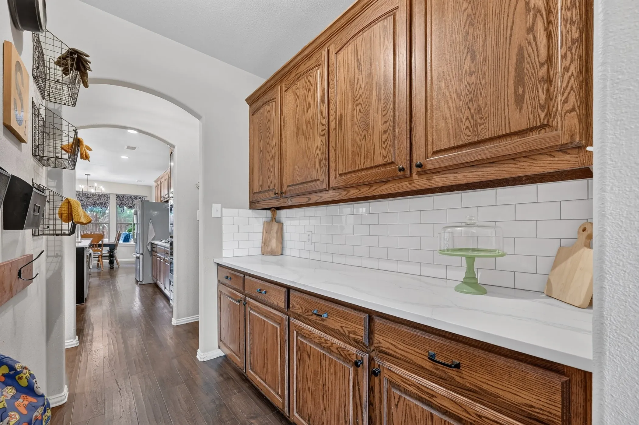 Single Family Residence For Sale in Denton County , 1900 Creek Bend Drive, Corinth, Texas 76208, 5 Bedroom, 4 Bathroom, 3 Garage spaces, 3,782 Sqft, built in 2004, mls#21370734, Real Estate Agent in Corinth, Homes For Sale in Denton county, Homes For Sale in Corinth, Realtor in Corinth Texas, Real Estate Brokerage Independent Realty Texas, Luminita Cordes Realtor