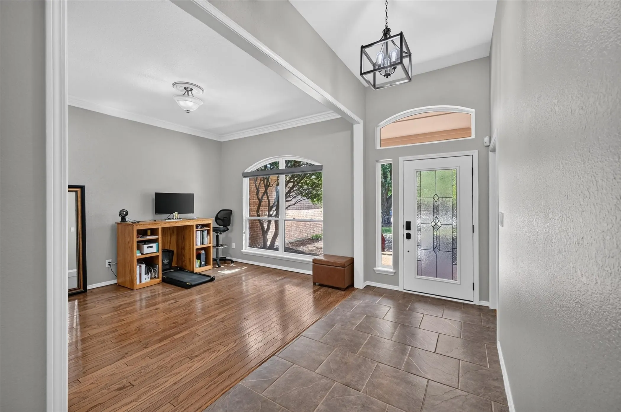 Single Family Residence For Sale in Denton County , 4901 Forest Hill Drive, Flower Mound, Texas 75028, 5 Bedroom, 3 Bathroom, 4 Garage spaces, 3,296 Sqft, built in 1992, mls#21369790, Real Estate Agent in Flower Mound, Homes For Sale in Denton county, Homes For Sale in Flower Mound, Realtor in Flower Mound Texas, Real Estate Brokerage Independent Realty Texas, Luminita Cordes Realtor
