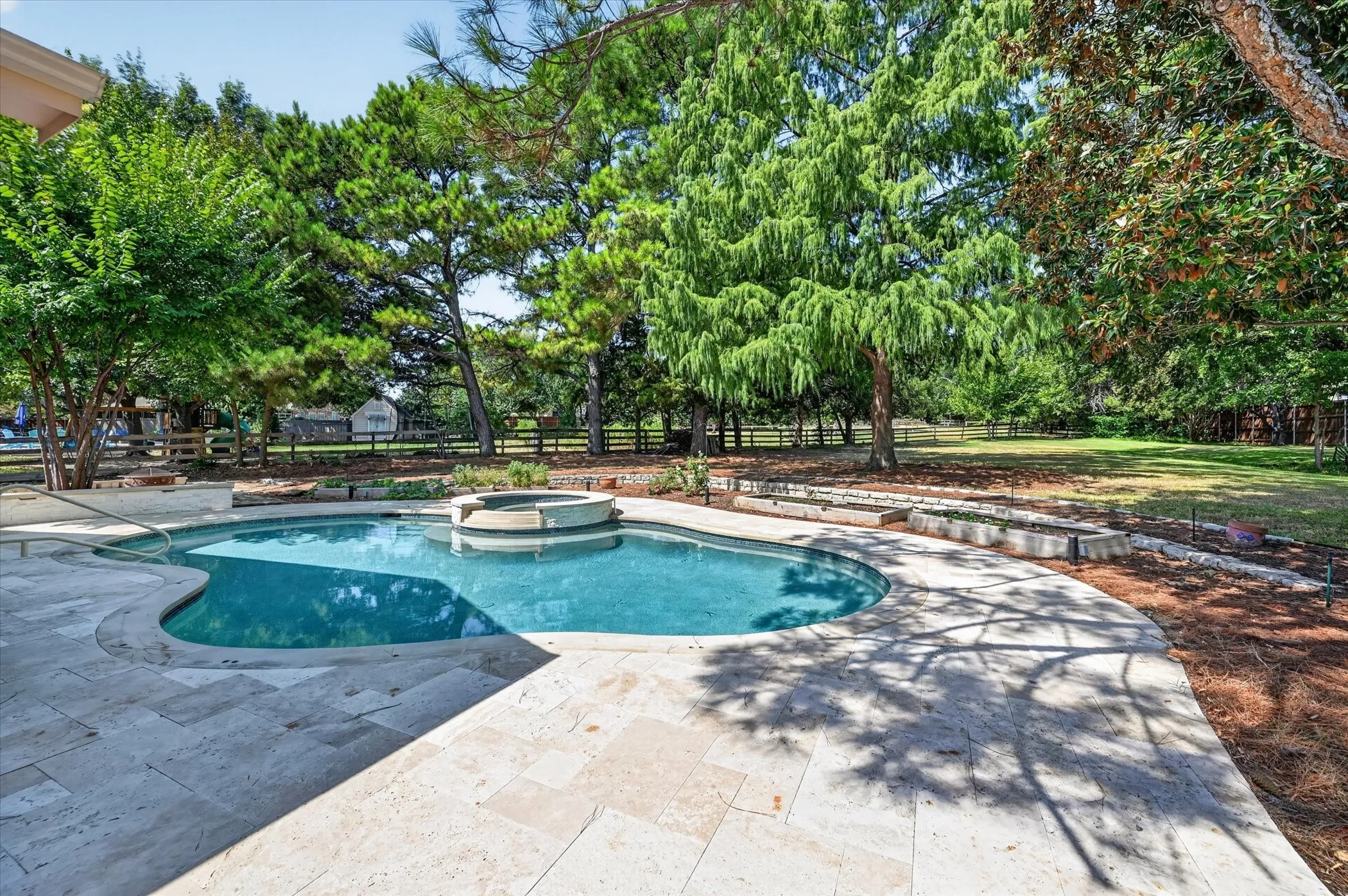 Single Family Residence For Sale in Denton County , 4901 Forest Hill Drive, Flower Mound, Texas 75028, 5 Bedroom, 3 Bathroom, 4 Garage spaces, 3,296 Sqft, built in 1992, mls#21369790, Real Estate Agent in Flower Mound, Homes For Sale in Denton county, Homes For Sale in Flower Mound, Realtor in Flower Mound Texas, Real Estate Brokerage Independent Realty Texas, Luminita Cordes Realtor