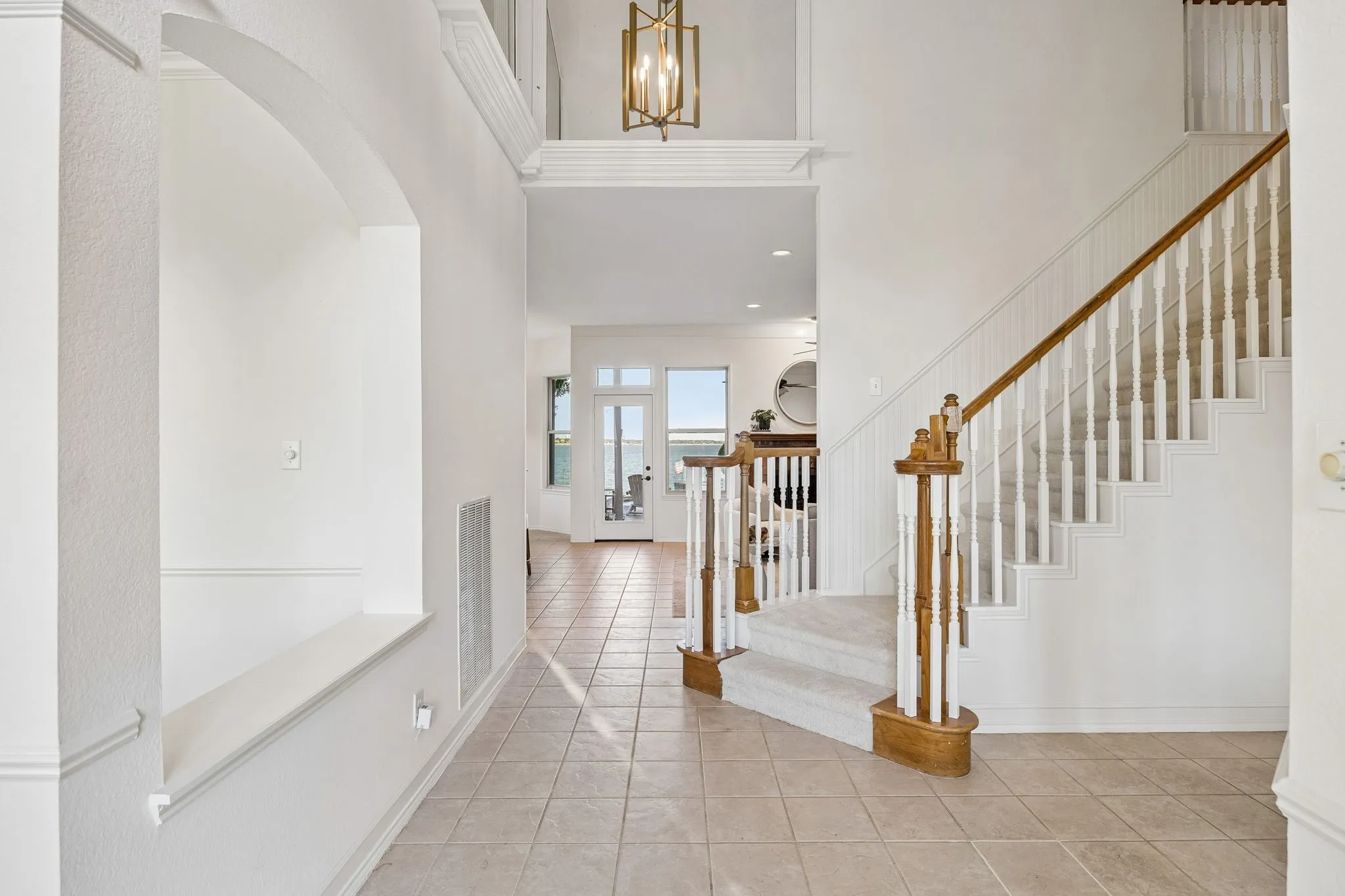 Single Family Residence For Sale in Rockwall County , 9910 Lincolnshire Lane, Rockwall, Texas 75087, 4 Bedroom, 3 Bathroom, 2 Garage spaces, 3,549 Sqft, built in 1995, mls#21370263, Real Estate Agent in Rockwall, Homes For Sale in Rockwall county, Homes For Sale in Rockwall, Realtor in Rockwall Texas, Real Estate Brokerage Independent Realty Texas, Luminita Cordes Realtor