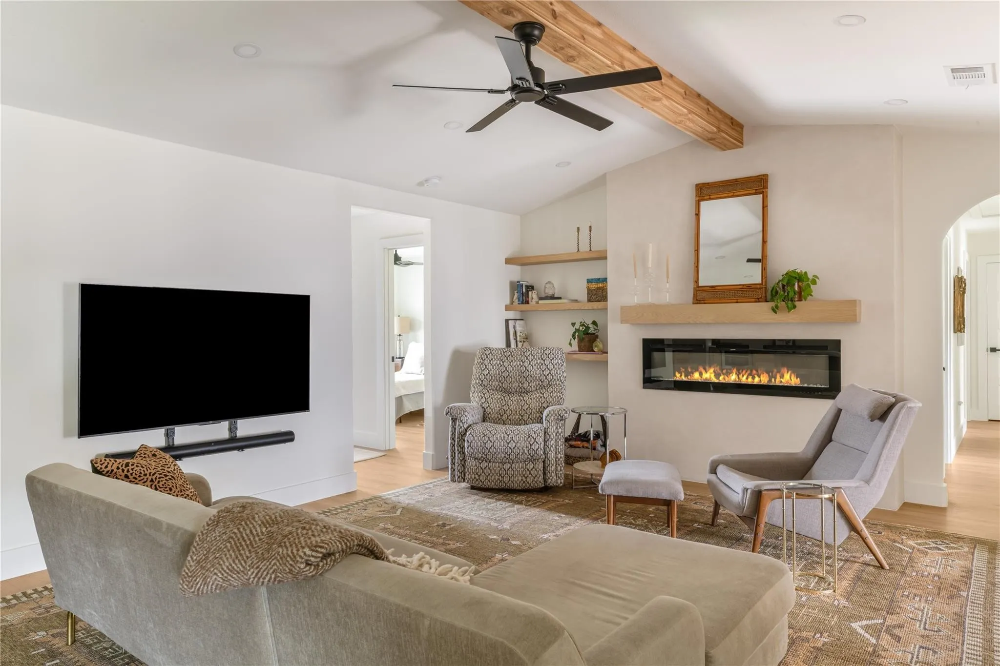 Single Family Residence For Sale in Dallas County , 7322 Hunnicut Road, Dallas, Texas 75227, 4 Bedroom, 3 Bathroom, 2 Garage spaces, 2,419 Sqft, built in 1969, mls#21370147, Real Estate Agent in Dallas, Homes For Sale in Dallas county, Homes For Sale in Dallas, Realtor in Dallas Texas, Real Estate Brokerage Independent Realty Texas, Luminita Cordes Realtor