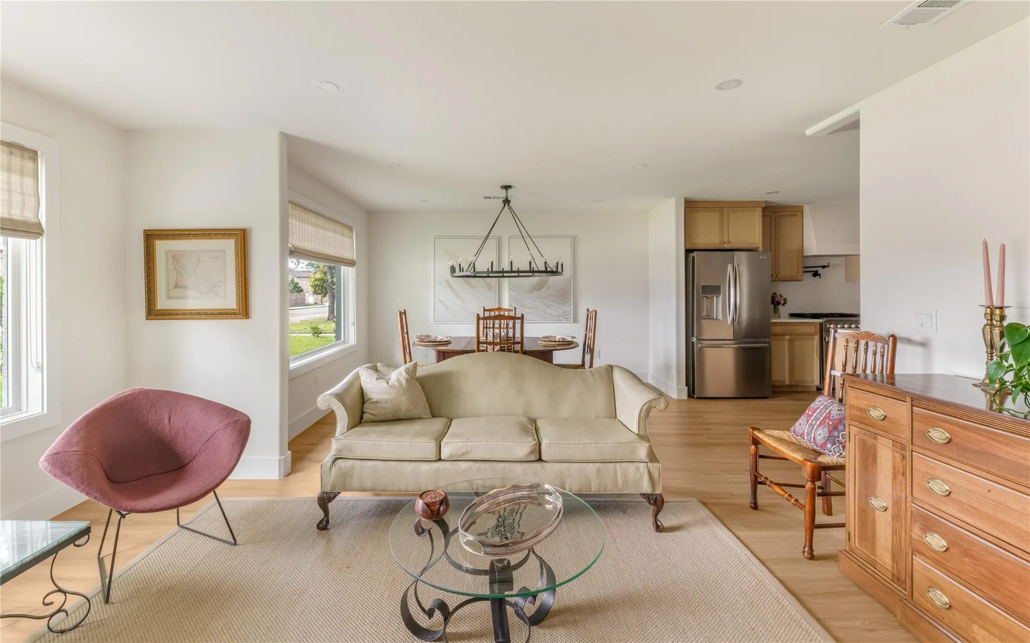 Single Family Residence For Sale in Dallas County , 7322 Hunnicut Road, Dallas, Texas 75227, 4 Bedroom, 3 Bathroom, 2 Garage spaces, 2,419 Sqft, built in 1969, mls#21370147, Real Estate Agent in Dallas, Homes For Sale in Dallas county, Homes For Sale in Dallas, Realtor in Dallas Texas, Real Estate Brokerage Independent Realty Texas, Luminita Cordes Realtor