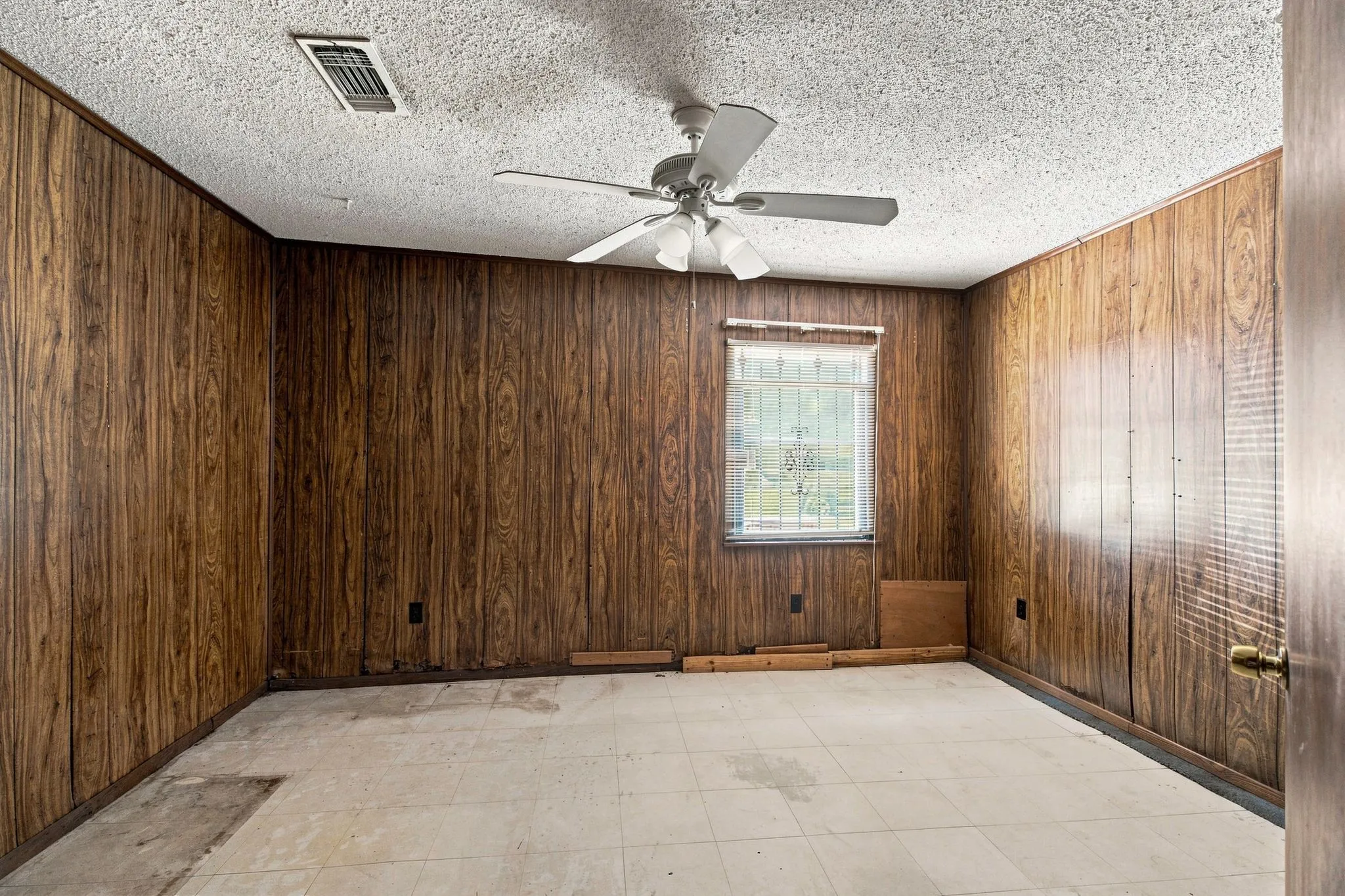 Garage Conversion Area