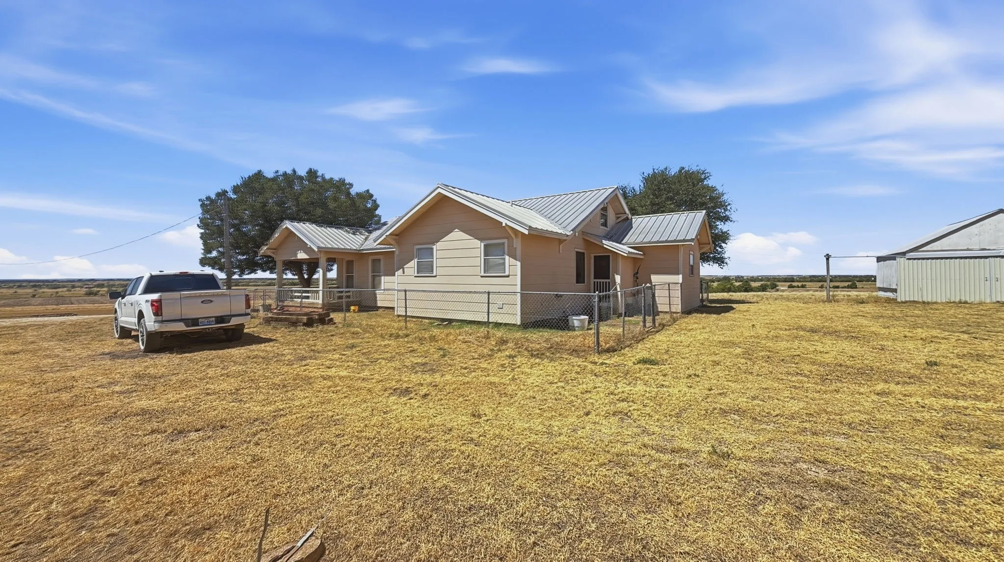 Ranch For Sale in Hamilton County , 8001-L Fm 932, Hamilton, Texas 76531, 0, 0, Garage spaces, 0 Sqft, built in 1930, mls#21370712, Real Estate Agent in Hamilton, Homes For Sale in Hamilton county, Homes For Sale in Hamilton, Realtor in Hamilton Texas, Real Estate Brokerage Independent Realty Texas, Luminita Cordes Realtor