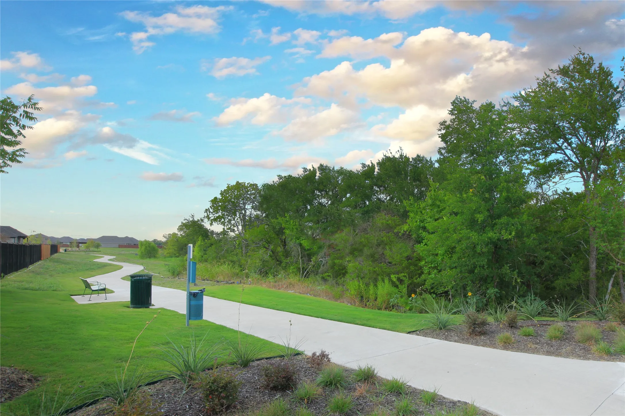 Single Family Residence For Sale in Collin County , 833 Gentle Bird Drive, Lavon, Texas 75166, 4 Bedroom, 3 Bathroom, 2 Garage spaces, 2,519 Sqft, built in 2026, mls#21370074, Real Estate Agent in Lavon, Homes For Sale in Collin county, Homes For Sale in Lavon, Realtor in Lavon Texas, Real Estate Brokerage Independent Realty Texas, Luminita Cordes Realtor
