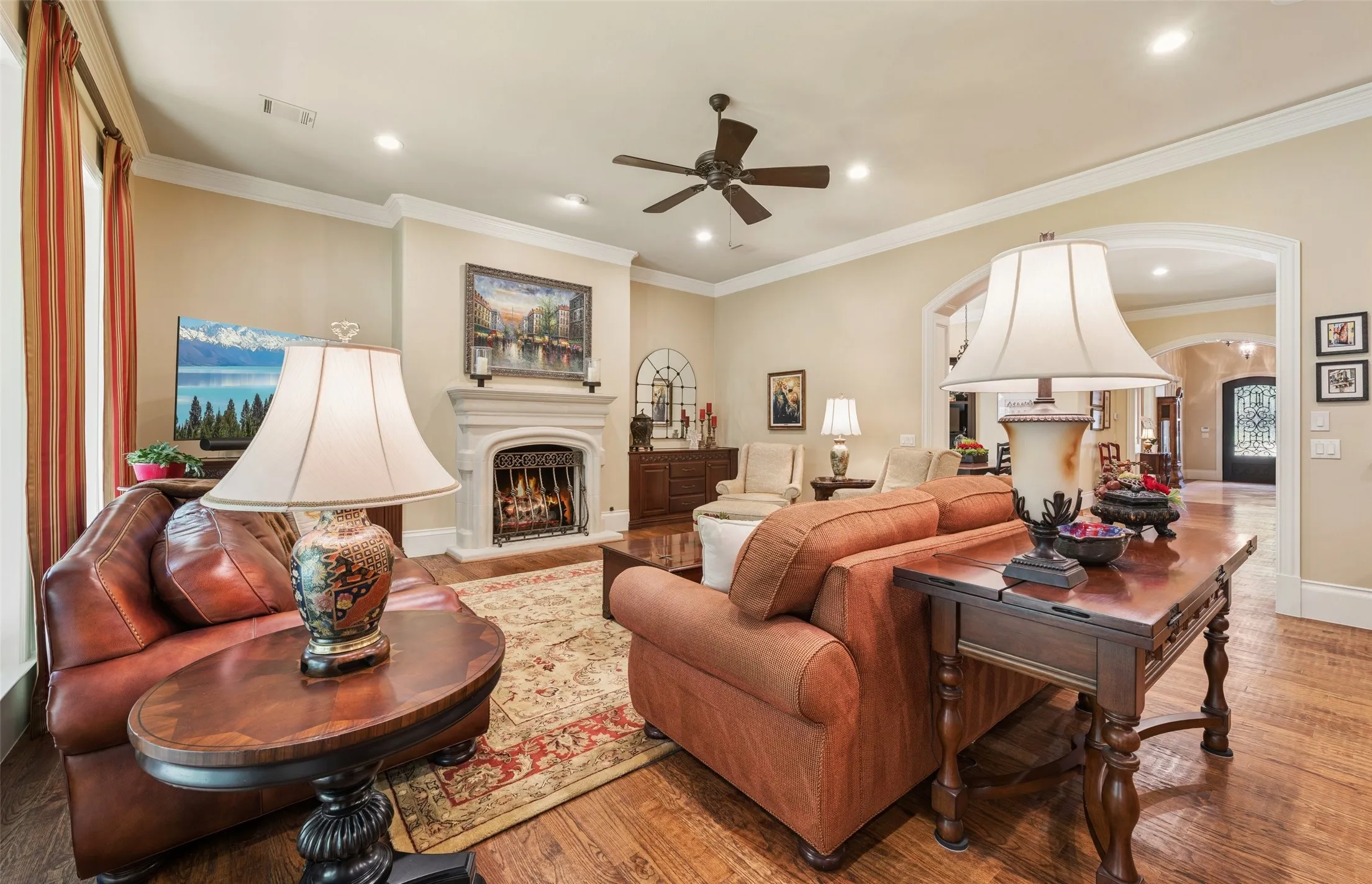 Single Family Residence For Sale in Collin County , 6350 Memorial Drive, Frisco, Texas 75034, 4 Bedroom, 5 Bathroom, 2 Garage spaces, 5,063 Sqft, built in 2014, mls#21369074, Real Estate Agent in Frisco, Homes For Sale in Collin county, Homes For Sale in Frisco, Realtor in Frisco Texas, Real Estate Brokerage Independent Realty Texas, Luminita Cordes Realtor