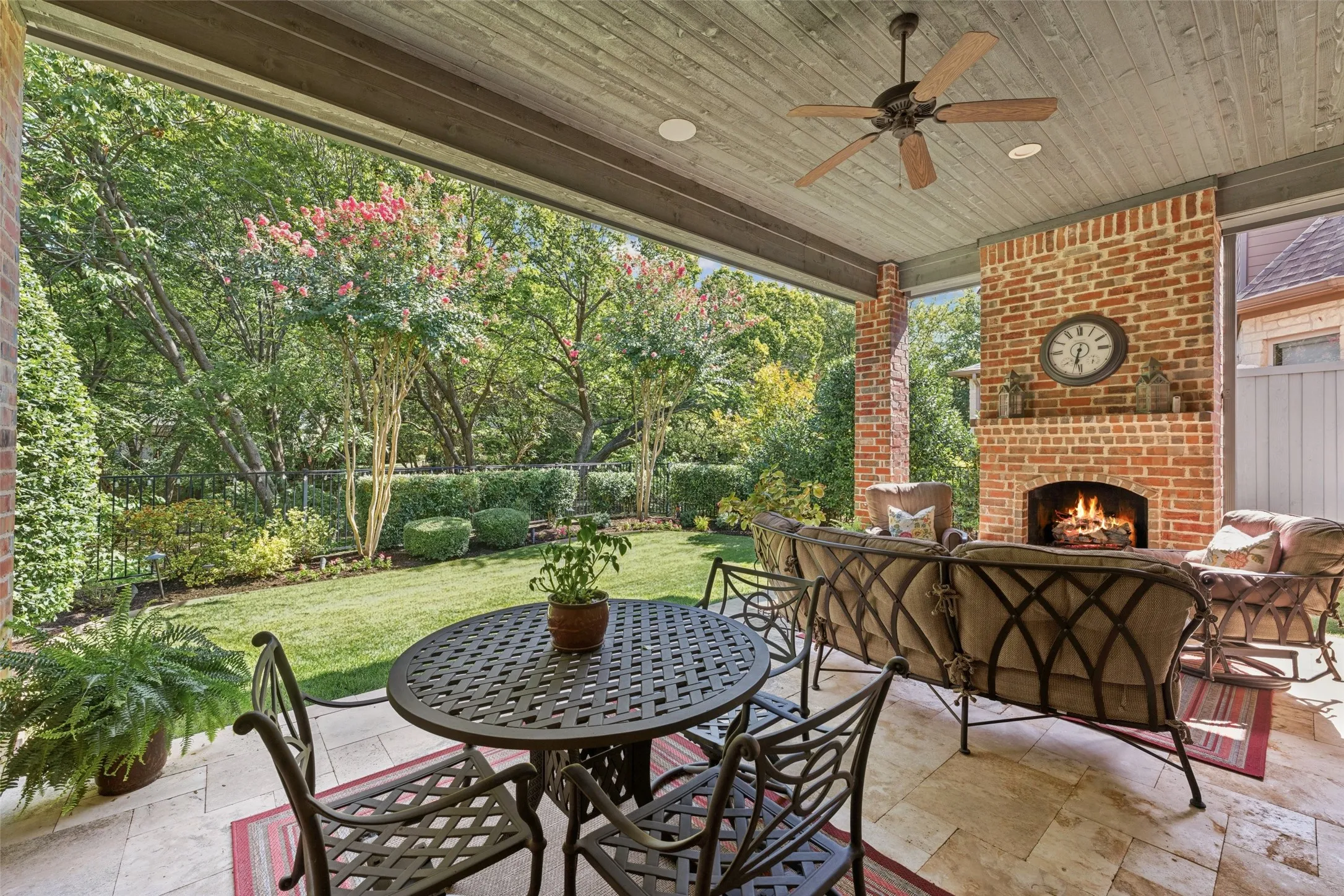 Single Family Residence For Sale in Collin County , 6350 Memorial Drive, Frisco, Texas 75034, 4 Bedroom, 5 Bathroom, 2 Garage spaces, 5,063 Sqft, built in 2014, mls#21369074, Real Estate Agent in Frisco, Homes For Sale in Collin county, Homes For Sale in Frisco, Realtor in Frisco Texas, Real Estate Brokerage Independent Realty Texas, Luminita Cordes Realtor
