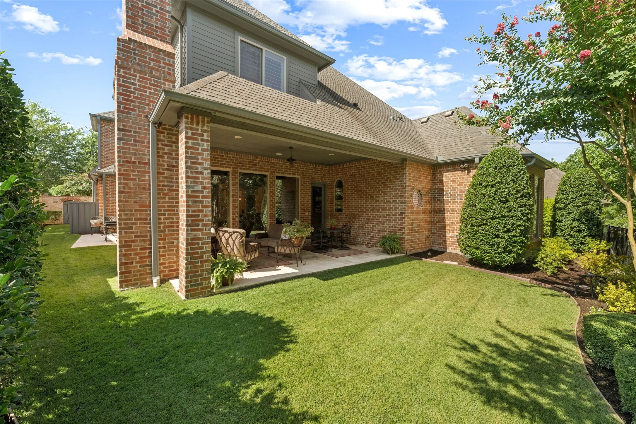 Single Family Residence For Sale in Collin County , 6350 Memorial Drive, Frisco, Texas 75034, 4 Bedroom, 5 Bathroom, 2 Garage spaces, 5,063 Sqft, built in 2014, mls#21369074, Real Estate Agent in Frisco, Homes For Sale in Collin county, Homes For Sale in Frisco, Realtor in Frisco Texas, Real Estate Brokerage Independent Realty Texas, Luminita Cordes Realtor
