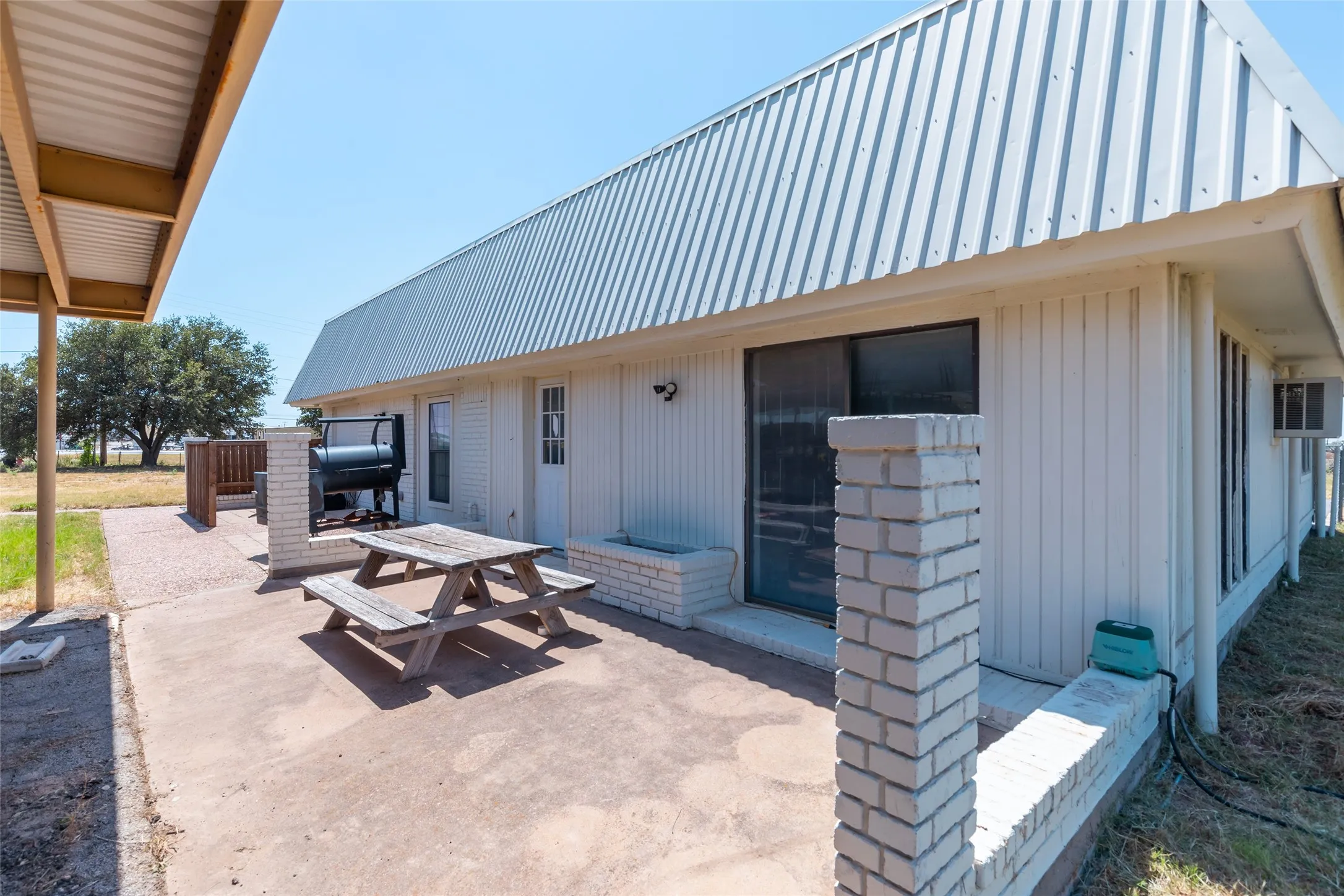 Office For Sale in Taylor County , 4980 E US Highway 80, Abilene, Texas 79601, 0, 0, Garage spaces, 0 Sqft, built in 1978, mls#21368793, Real Estate Agent in Abilene, Homes For Sale in Taylor county, Homes For Sale in Abilene, Realtor in Abilene Texas, Real Estate Brokerage Independent Realty Texas, Luminita Cordes Realtor