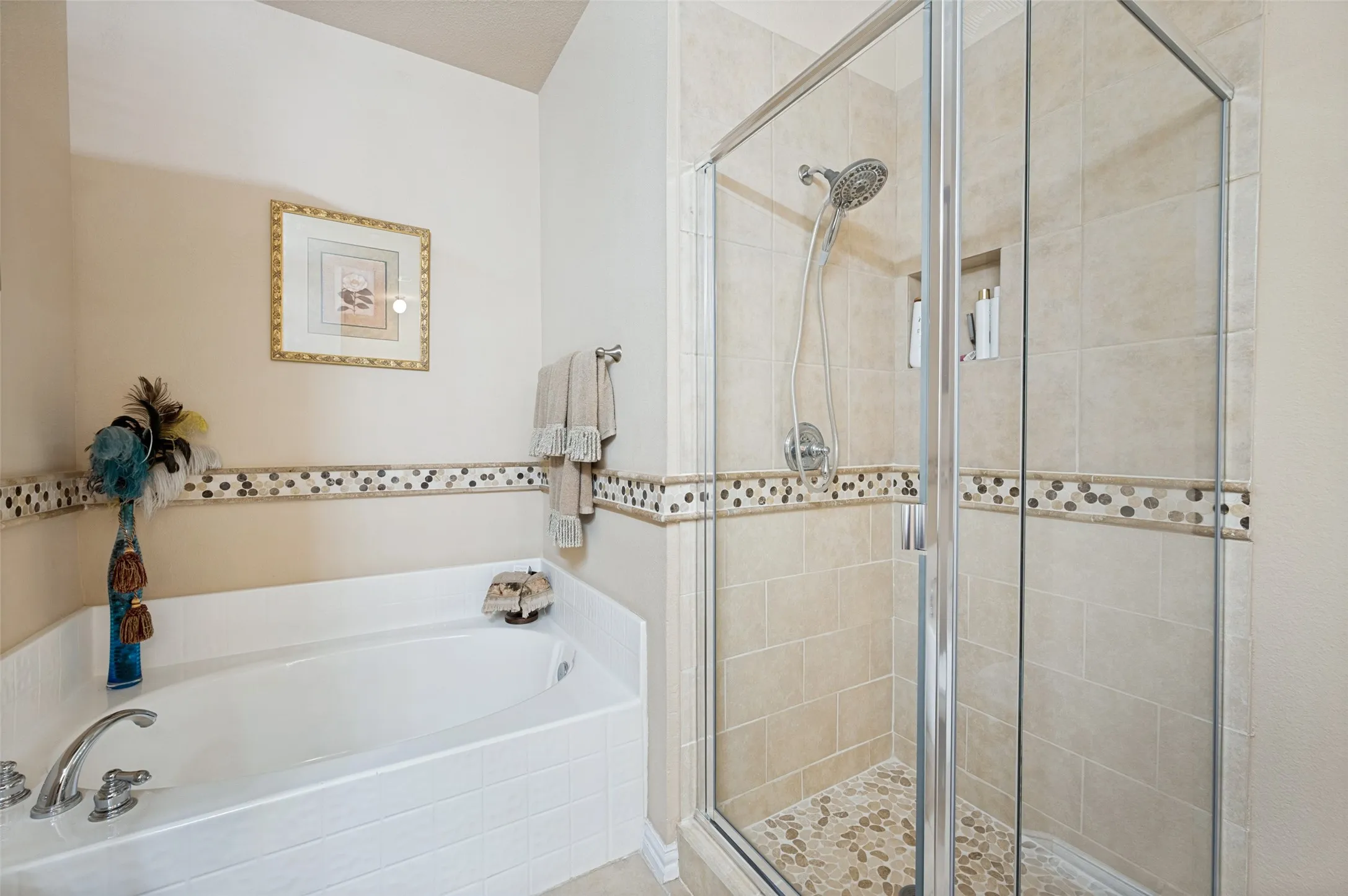 Condominium For Sale in Collin County , 575 S Virginia Hills Drive 4303, Mc Kinney, Texas 75072, 3 Bedroom, 2 Bathroom, 2 Garage spaces, 1,557 Sqft, built in 2006, mls#21369441, Real Estate Agent in Mc Kinney, Homes For Sale in Collin county, Homes For Sale in Mc Kinney, Realtor in Mc Kinney Texas, Real Estate Brokerage Independent Realty Texas, Luminita Cordes Realtor