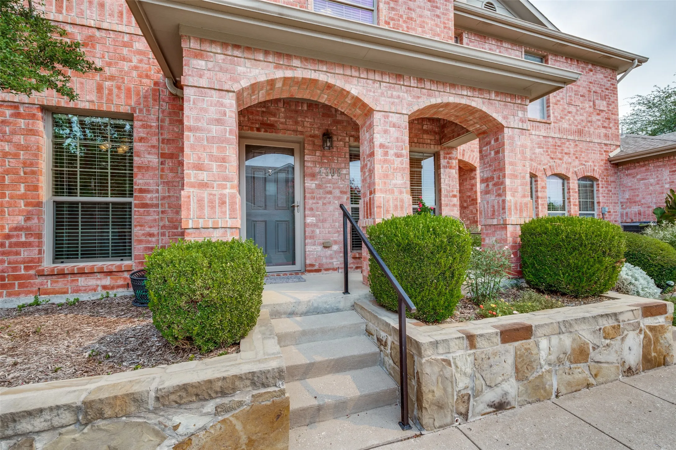 Condominium For Sale in Collin County , 575 S Virginia Hills Drive 4303, Mc Kinney, Texas 75072, 3 Bedroom, 2 Bathroom, 2 Garage spaces, 1,557 Sqft, built in 2006, mls#21369441, Real Estate Agent in Mc Kinney, Homes For Sale in Collin county, Homes For Sale in Mc Kinney, Realtor in Mc Kinney Texas, Real Estate Brokerage Independent Realty Texas, Luminita Cordes Realtor