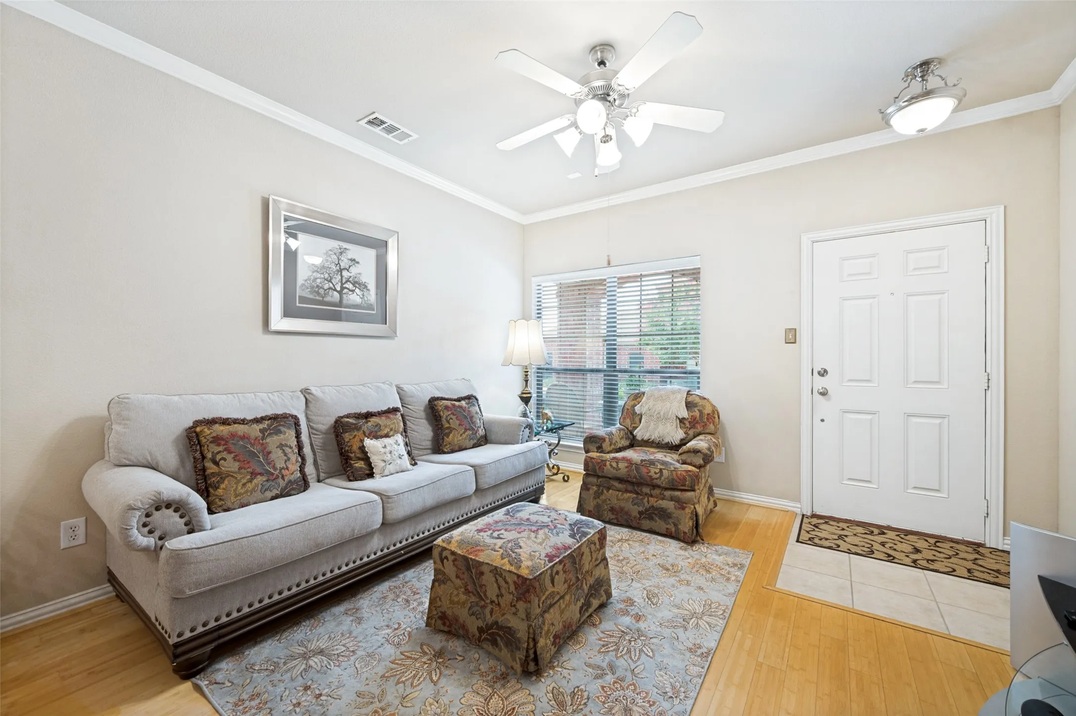 Condominium For Sale in Collin County , 575 S Virginia Hills Drive 4303, Mc Kinney, Texas 75072, 3 Bedroom, 2 Bathroom, 2 Garage spaces, 1,557 Sqft, built in 2006, mls#21369441, Real Estate Agent in Mc Kinney, Homes For Sale in Collin county, Homes For Sale in Mc Kinney, Realtor in Mc Kinney Texas, Real Estate Brokerage Independent Realty Texas, Luminita Cordes Realtor