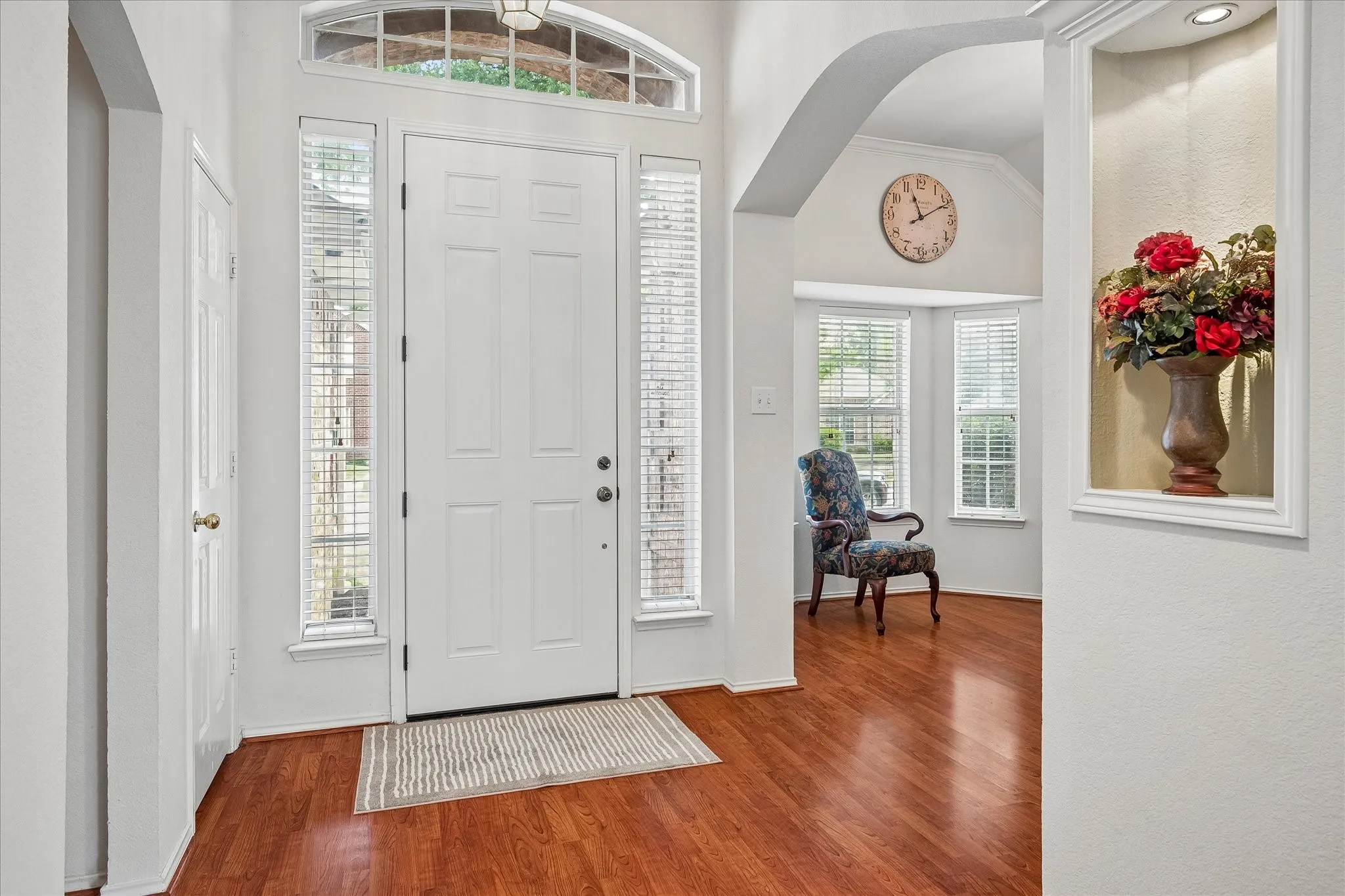 Single Family Residence For Sale in Denton County , 1537 Bosque Drive, Carrollton, Texas 75010, 3 Bedroom, 2 Bathroom, 2 Garage spaces, 1,772 Sqft, built in 1998, mls#21368596, Real Estate Agent in Carrollton, Homes For Sale in Denton county, Homes For Sale in Carrollton, Realtor in Carrollton Texas, Real Estate Brokerage Independent Realty Texas, Luminita Cordes Realtor