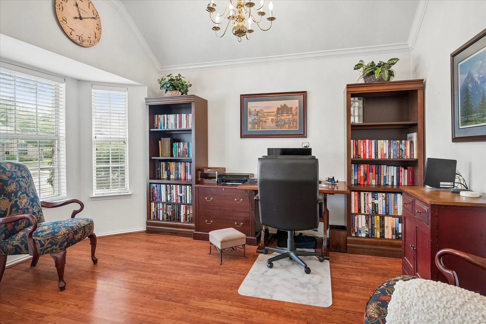 Single Family Residence For Sale in Denton County , 1537 Bosque Drive, Carrollton, Texas 75010, 3 Bedroom, 2 Bathroom, 2 Garage spaces, 1,772 Sqft, built in 1998, mls#21368596, Real Estate Agent in Carrollton, Homes For Sale in Denton county, Homes For Sale in Carrollton, Realtor in Carrollton Texas, Real Estate Brokerage Independent Realty Texas, Luminita Cordes Realtor