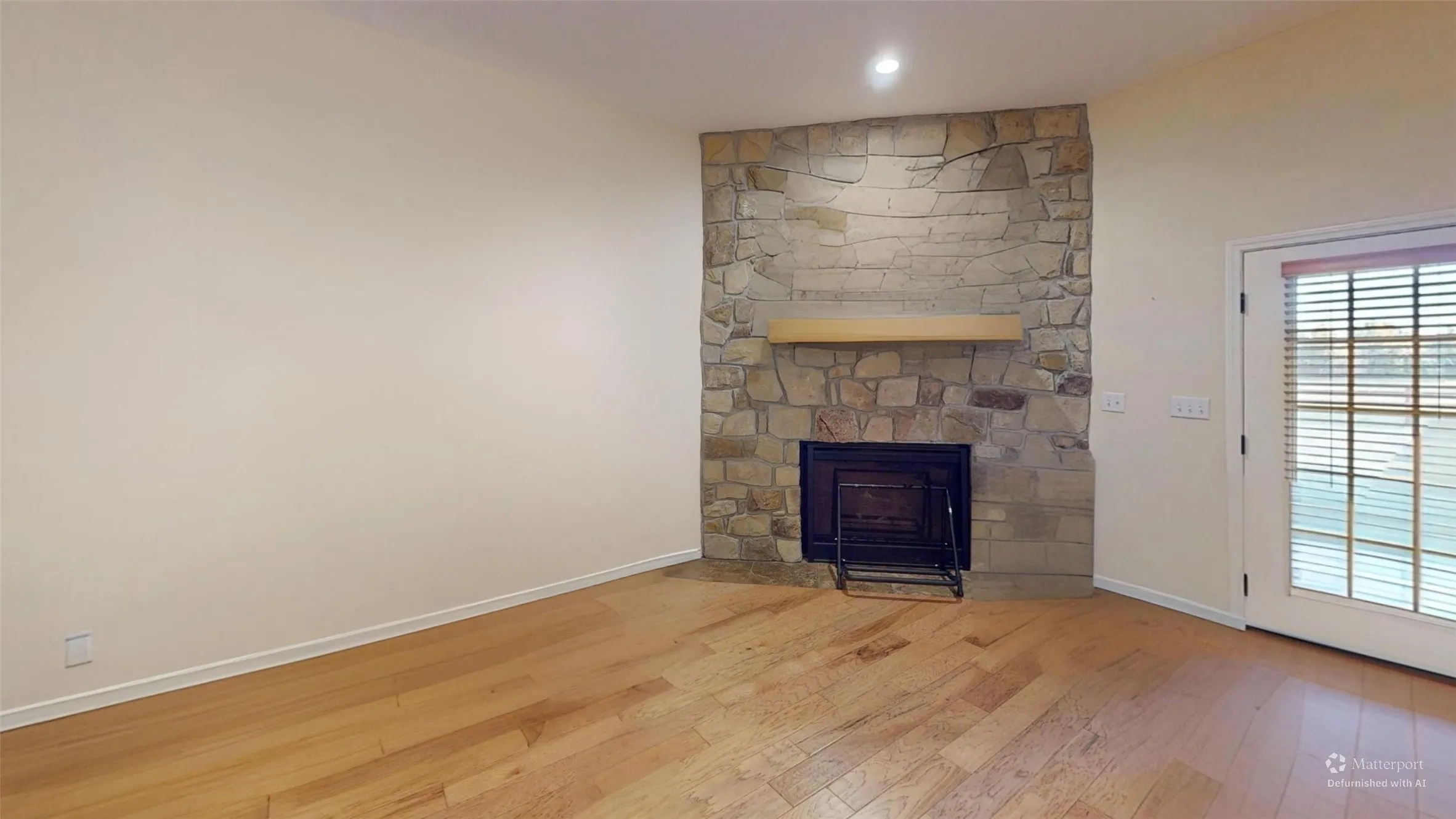 Single Family Residence For Sale in Brown County , 6749 US Highway 67 84, Bangs, Texas 76823, 3 Bedroom, 2 Bathroom, 2 Garage spaces, 2,082 Sqft, built in 2017, mls#21369999, Real Estate Agent in Bangs, Homes For Sale in Brown county, Homes For Sale in Bangs, Realtor in Bangs Texas, Real Estate Brokerage Independent Realty Texas, Luminita Cordes Realtor