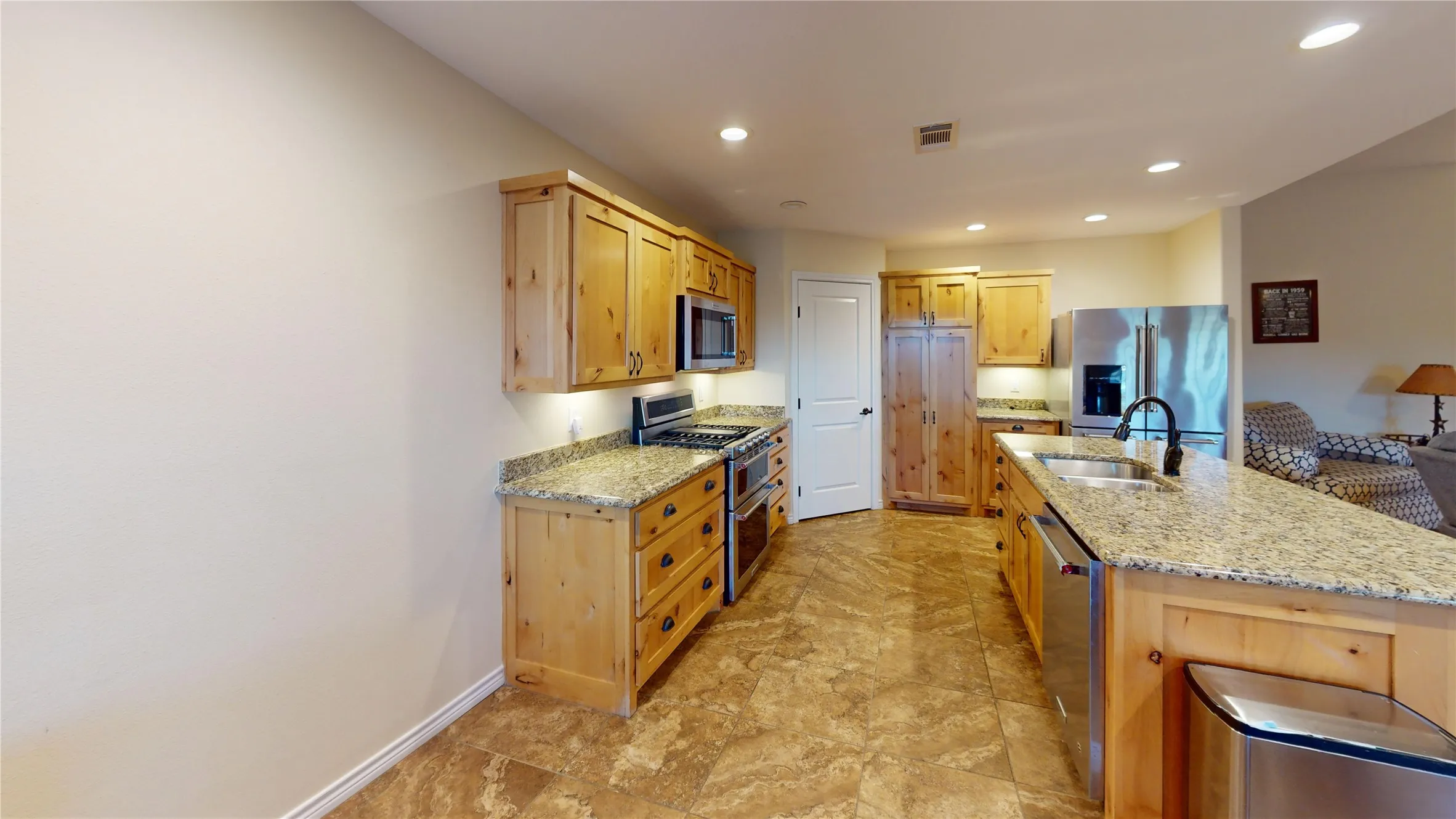 Single Family Residence For Sale in Brown County , 6749 US Highway 67 84, Bangs, Texas 76823, 3 Bedroom, 2 Bathroom, 2 Garage spaces, 2,082 Sqft, built in 2017, mls#21369999, Real Estate Agent in Bangs, Homes For Sale in Brown county, Homes For Sale in Bangs, Realtor in Bangs Texas, Real Estate Brokerage Independent Realty Texas, Luminita Cordes Realtor