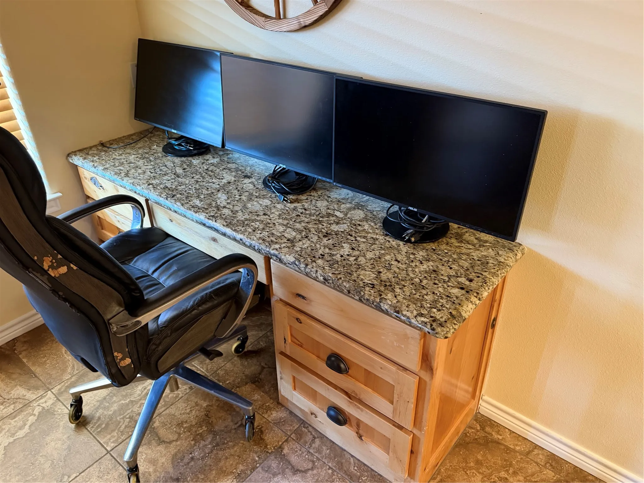 Single Family Residence For Sale in Brown County , 6749 US Highway 67 84, Bangs, Texas 76823, 3 Bedroom, 2 Bathroom, 2 Garage spaces, 2,082 Sqft, built in 2017, mls#21369999, Real Estate Agent in Bangs, Homes For Sale in Brown county, Homes For Sale in Bangs, Realtor in Bangs Texas, Real Estate Brokerage Independent Realty Texas, Luminita Cordes Realtor