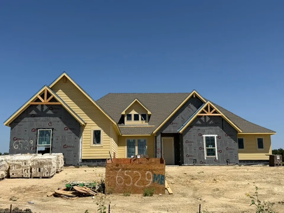 Single Family Residence For Sale in Collin County , 6529 Huron Drive, Blue Ridge, Texas 75424, 3 Bedroom, 3 Bathroom, 3 Garage spaces, 3,104 Sqft, built in 2026, mls#21368391, Real Estate Agent in Blue Ridge, Homes For Sale in Collin county, Homes For Sale in Blue Ridge, Realtor in Blue Ridge Texas, Real Estate Brokerage Independent Realty Texas, Luminita Cordes Realtor