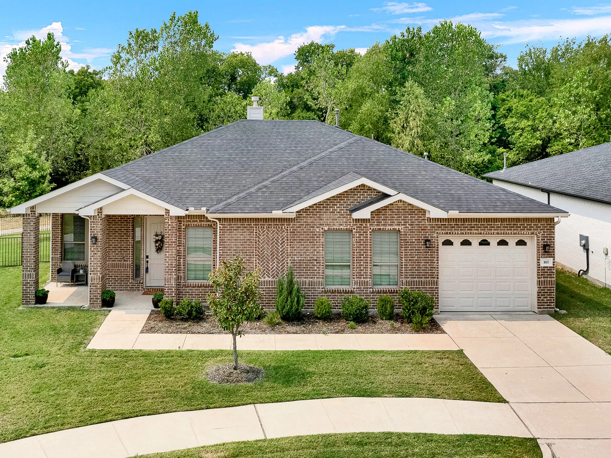 Single Family Residence For Sale in Collin County , 805 Hearthside Way, Mc Kinney, Texas 75071, 3 Bedroom, 2 Bathroom, 2 Garage spaces, 1,774 Sqft, built in 2022, mls#21370479, Real Estate Agent in Mc Kinney, Homes For Sale in Collin county, Homes For Sale in Mc Kinney, Realtor in Mc Kinney Texas, Real Estate Brokerage Independent Realty Texas, Luminita Cordes Realtor
