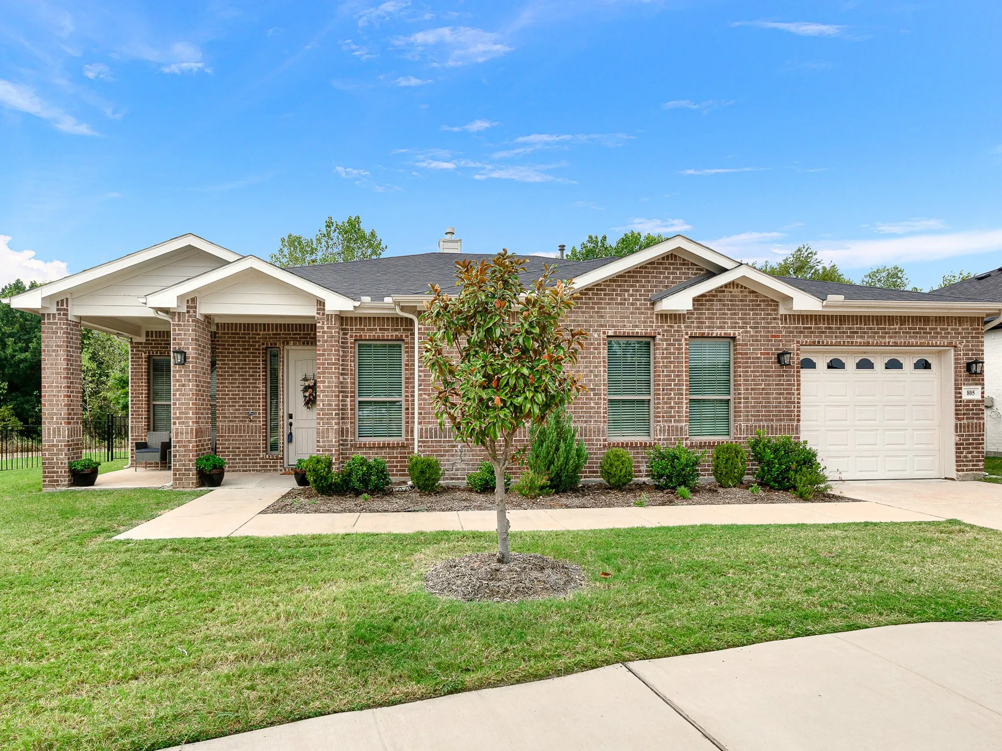 Single Family Residence For Sale in Collin County , 805 Hearthside Way, Mc Kinney, Texas 75071, 3 Bedroom, 2 Bathroom, 2 Garage spaces, 1,774 Sqft, built in 2022, mls#21370479, Real Estate Agent in Mc Kinney, Homes For Sale in Collin county, Homes For Sale in Mc Kinney, Realtor in Mc Kinney Texas, Real Estate Brokerage Independent Realty Texas, Luminita Cordes Realtor
