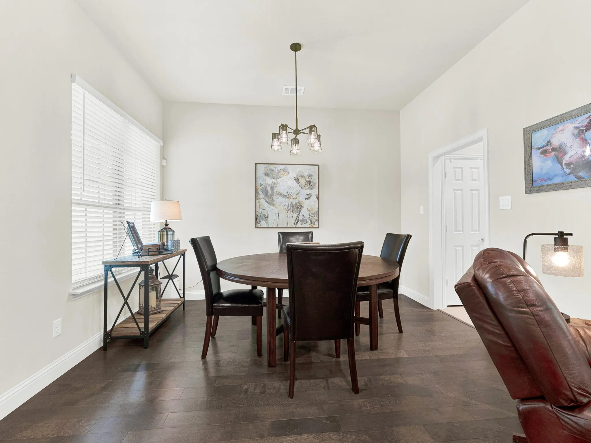 Single Family Residence For Sale in Collin County , 805 Hearthside Way, Mc Kinney, Texas 75071, 3 Bedroom, 2 Bathroom, 2 Garage spaces, 1,774 Sqft, built in 2022, mls#21370479, Real Estate Agent in Mc Kinney, Homes For Sale in Collin county, Homes For Sale in Mc Kinney, Realtor in Mc Kinney Texas, Real Estate Brokerage Independent Realty Texas, Luminita Cordes Realtor