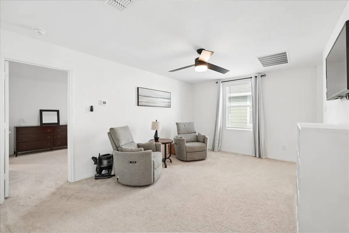 Single Family Residence For Sale in Dallas County , 2926 Lorena Jordan Road, Dallas, Texas 75212, 4 Bedroom, 3 Bathroom, 2 Garage spaces, 1,950 Sqft, built in 2024, mls#21370727, Real Estate Agent in Dallas, Homes For Sale in Dallas county, Homes For Sale in Dallas, Realtor in Dallas Texas, Real Estate Brokerage Independent Realty Texas, Luminita Cordes Realtor