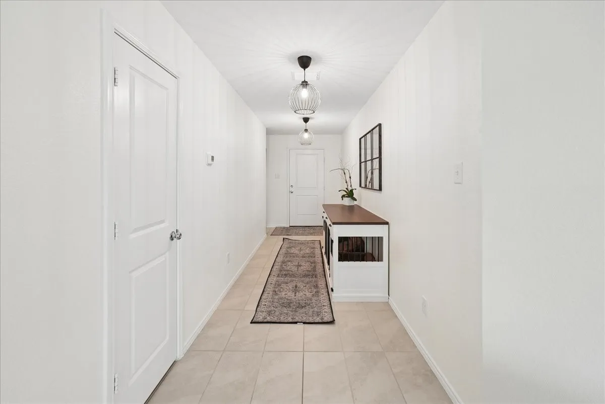 Single Family Residence For Sale in Dallas County , 2926 Lorena Jordan Road, Dallas, Texas 75212, 4 Bedroom, 3 Bathroom, 2 Garage spaces, 1,950 Sqft, built in 2024, mls#21370727, Real Estate Agent in Dallas, Homes For Sale in Dallas county, Homes For Sale in Dallas, Realtor in Dallas Texas, Real Estate Brokerage Independent Realty Texas, Luminita Cordes Realtor