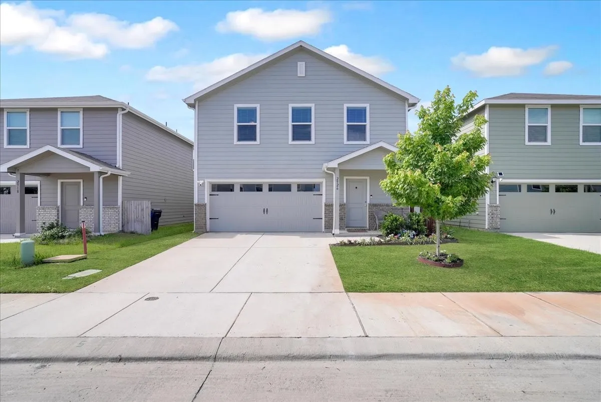 Single Family Residence For Sale in Dallas County , 2926 Lorena Jordan Road, Dallas, Texas 75212, 4 Bedroom, 3 Bathroom, 2 Garage spaces, 1,950 Sqft, built in 2024, mls#21370727, Real Estate Agent in Dallas, Homes For Sale in Dallas county, Homes For Sale in Dallas, Realtor in Dallas Texas, Real Estate Brokerage Independent Realty Texas, Luminita Cordes Realtor