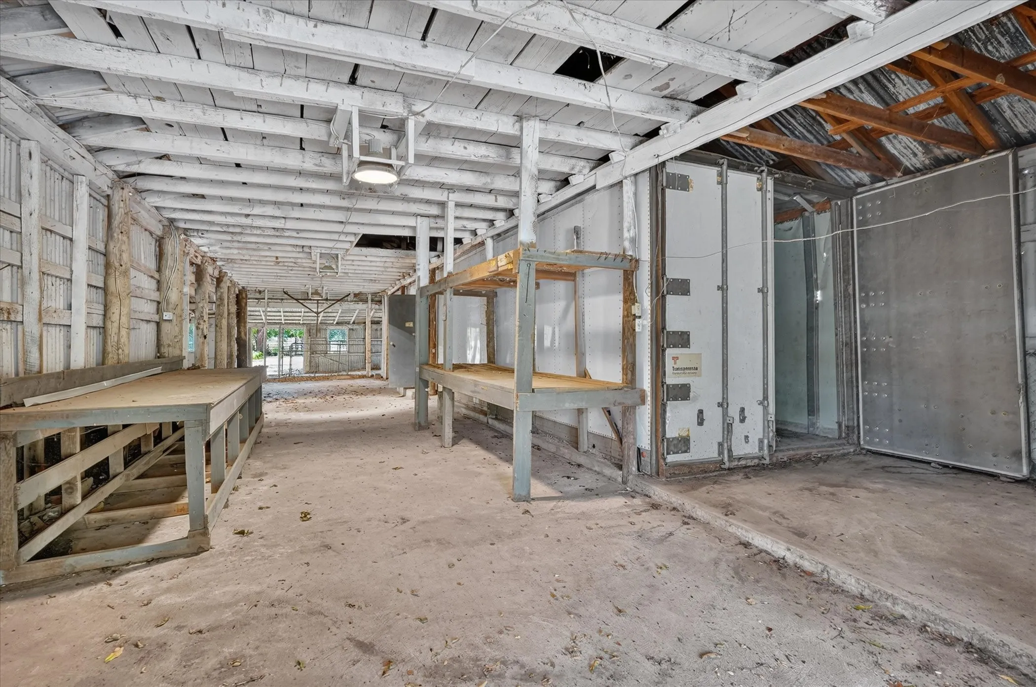 Single Family Residence For Sale in Van Zandt County , 2293 Vz County Road 4207, Canton, Texas 75103, 3 Bedroom, 1 Bathroom, Garage spaces, 960 Sqft, built in 1972, mls#21368290, Real Estate Agent in Canton, Homes For Sale in Van Zandt county, Homes For Sale in Canton, Realtor in Canton Texas, Real Estate Brokerage Independent Realty Texas, Luminita Cordes Realtor