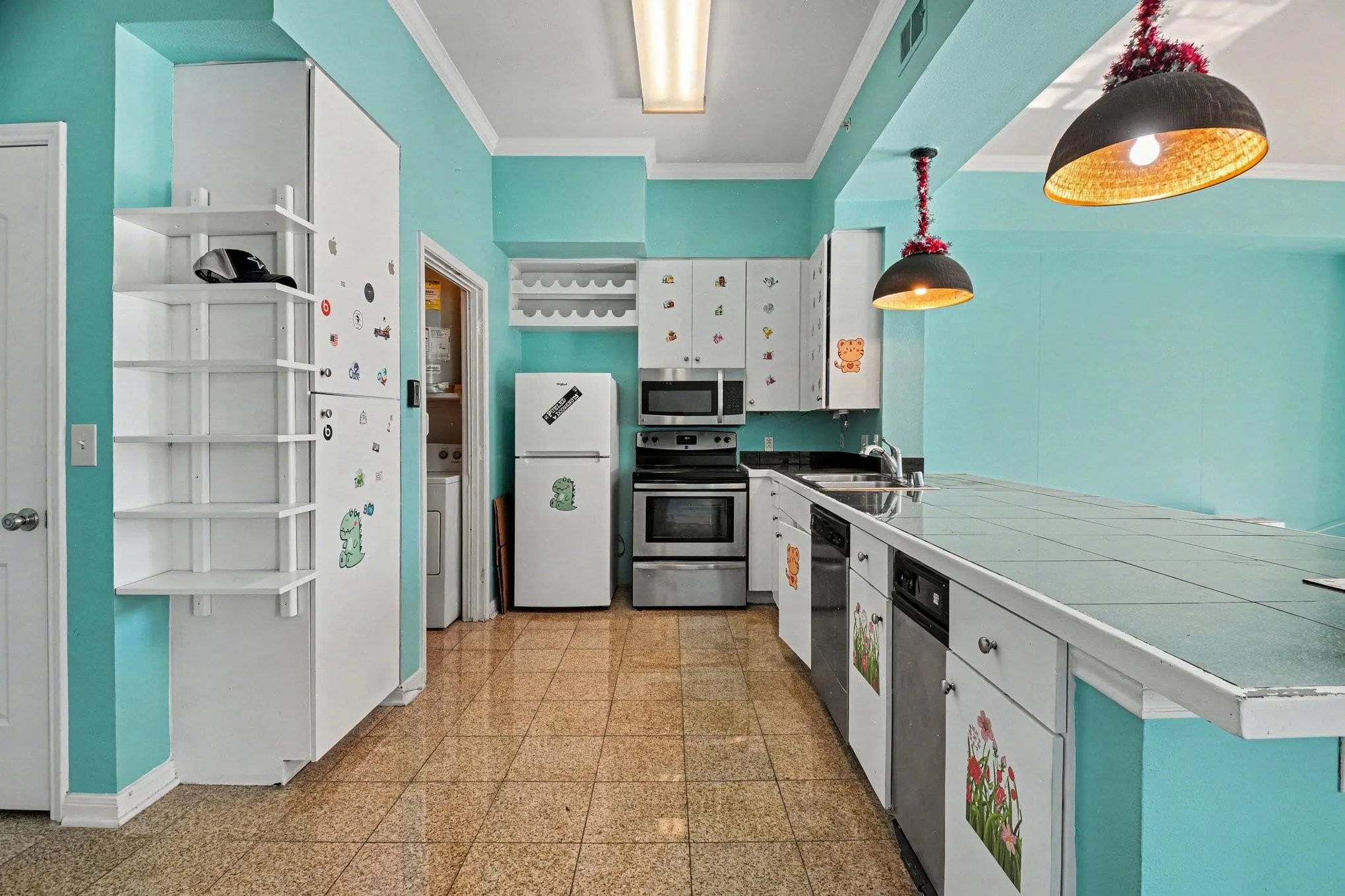 Condominium For Sale in Dallas County , 3225 Turtle Creek Boulevard 212, Dallas, Texas 75219, 1 Bedroom, 1 Bathroom, 2 Garage spaces, 832 Sqft, built in 1998, mls#21370761, Real Estate Agent in Dallas, Homes For Sale in Dallas county, Homes For Sale in Dallas, Realtor in Dallas Texas, Real Estate Brokerage Independent Realty Texas, Luminita Cordes Realtor