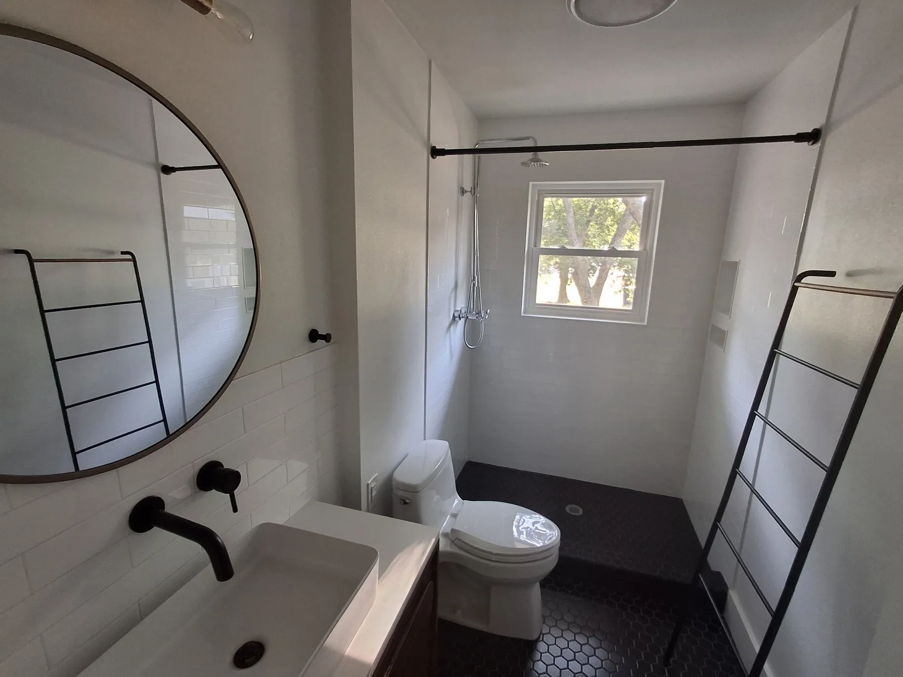 Single Family Residence For Rent in Collin County , 404 N Anna Drive, Allen, Texas 75013, 2 Bedroom, 2 Bathroom, 2 Garage spaces, 1,242 Sqft, built in 1966, mls#21370799, Real Estate Agent in Allen, Homes For Rent in Collin county, Homes For Rent in Allen, Realtor in Allen Texas, Real Estate Brokerage Independent Realty Texas, Luminita Cordes Realtor