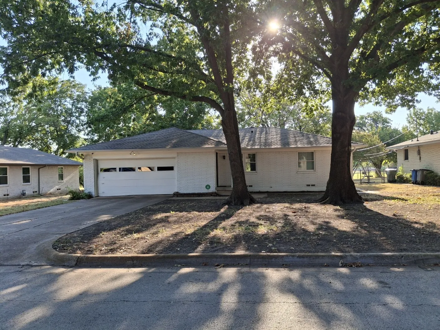 Single Family Residence For Rent in Collin County , 404 N Anna Drive, Allen, Texas 75013, 2 Bedroom, 2 Bathroom, 2 Garage spaces, 1,242 Sqft, built in 1966, mls#21370799, Real Estate Agent in Allen, Homes For Rent in Collin county, Homes For Rent in Allen, Realtor in Allen Texas, Real Estate Brokerage Independent Realty Texas, Luminita Cordes Realtor