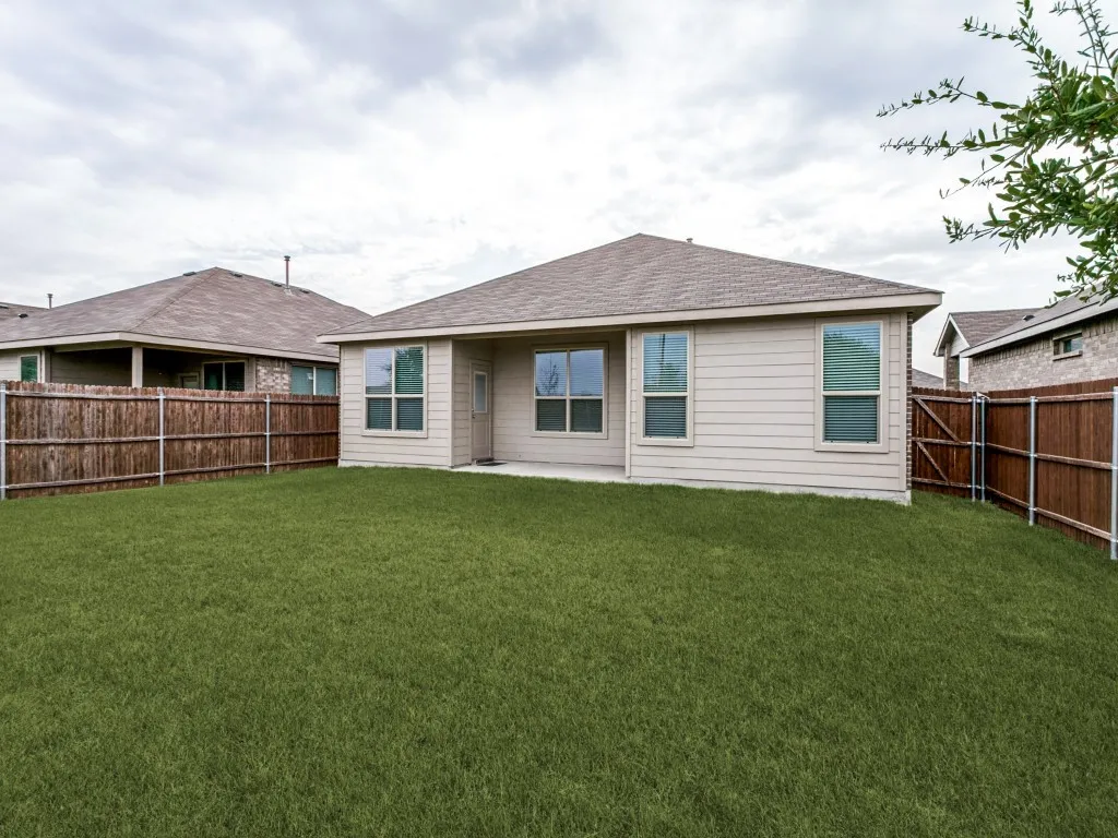 Single Family Residence For Sale in Tarrant County , 1612 Gibsonville Drive, Fort Worth, Texas 76108, 3 Bedroom, 2 Bathroom, 2 Garage spaces, 1,449 Sqft, built in 2023, mls#21368689, Real Estate Agent in Fort Worth, Homes For Sale in Tarrant county, Homes For Sale in Fort Worth, Realtor in Fort Worth Texas, Real Estate Brokerage Independent Realty Texas, Luminita Cordes Realtor