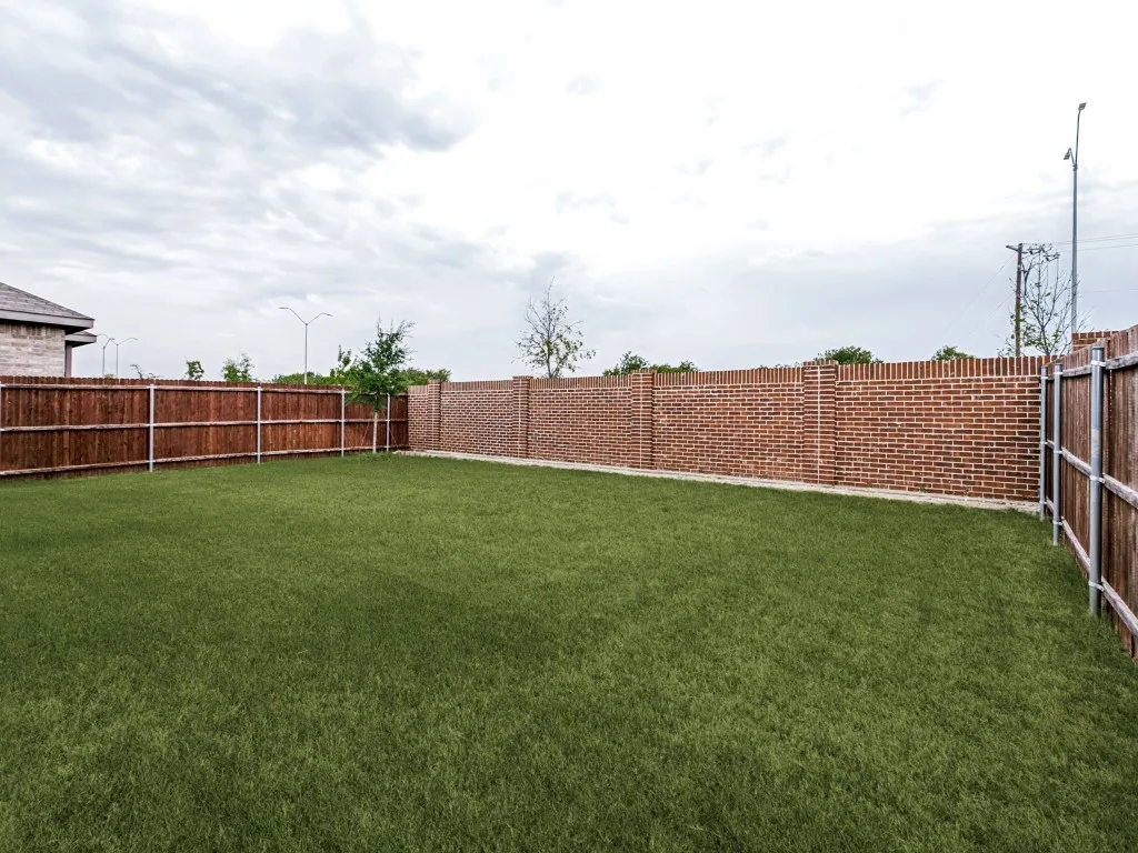 Single Family Residence For Sale in Tarrant County , 1612 Gibsonville Drive, Fort Worth, Texas 76108, 3 Bedroom, 2 Bathroom, 2 Garage spaces, 1,449 Sqft, built in 2023, mls#21368689, Real Estate Agent in Fort Worth, Homes For Sale in Tarrant county, Homes For Sale in Fort Worth, Realtor in Fort Worth Texas, Real Estate Brokerage Independent Realty Texas, Luminita Cordes Realtor