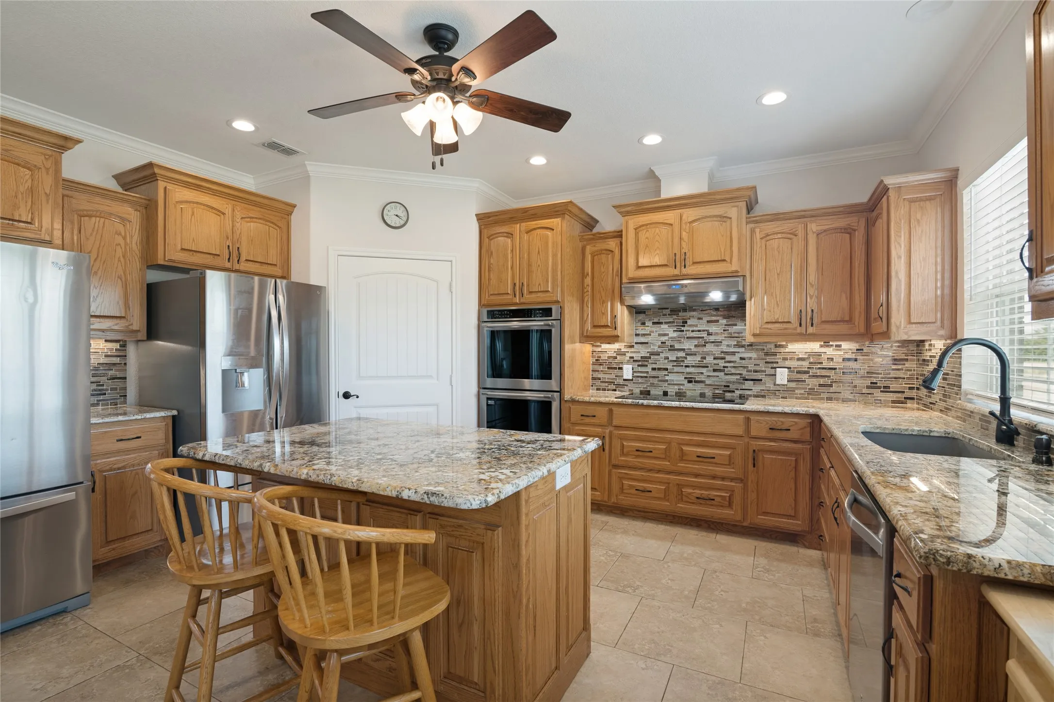 Single Family Residence For Sale in Kaufman County , 12830 Fm 2932, Forney, Texas 75126, 5 Bedroom, 4 Bathroom, 4 Garage spaces, 2,691 Sqft, built in 2016, mls#21362690, Real Estate Agent in Forney, Homes For Sale in Kaufman county, Homes For Sale in Forney, Realtor in Forney Texas, Real Estate Brokerage Independent Realty Texas, Luminita Cordes Realtor