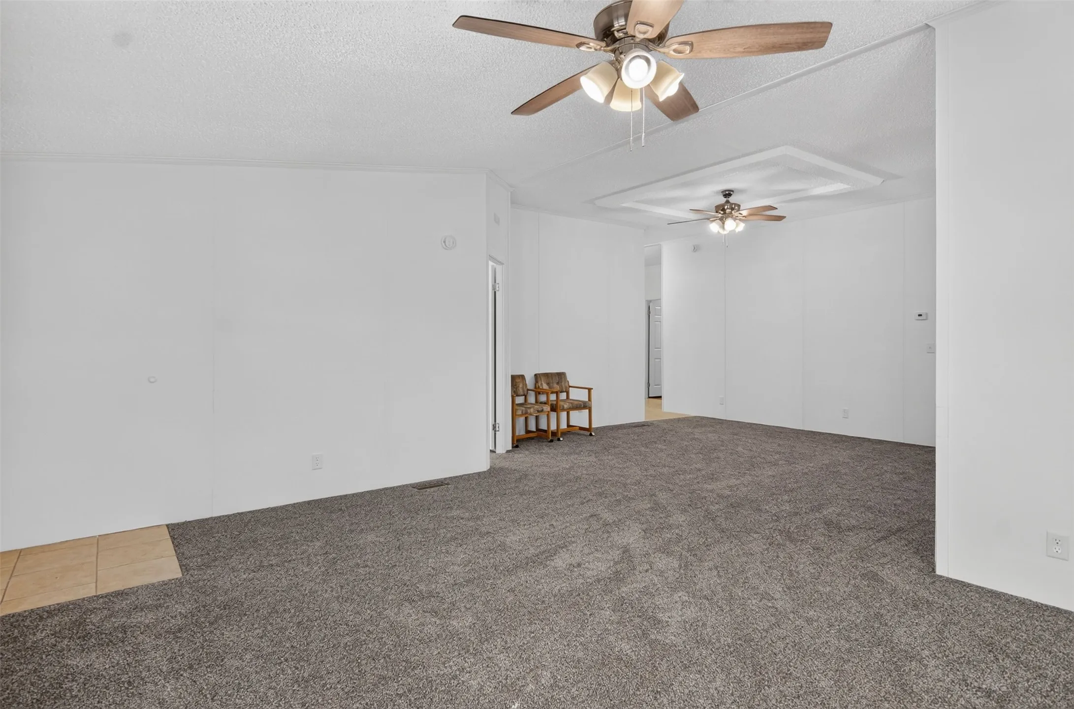 Manufactured Home For Sale in Palo Pinto County , 339 N Fm 2353, Graford, Texas 76449, 4 Bedroom, 3 Bathroom, 2 Garage spaces, 2,241 Sqft, built in 2001, mls#21370747, Real Estate Agent in Graford, Homes For Sale in Palo Pinto county, Homes For Sale in Graford, Realtor in Graford Texas, Real Estate Brokerage Independent Realty Texas, Luminita Cordes Realtor