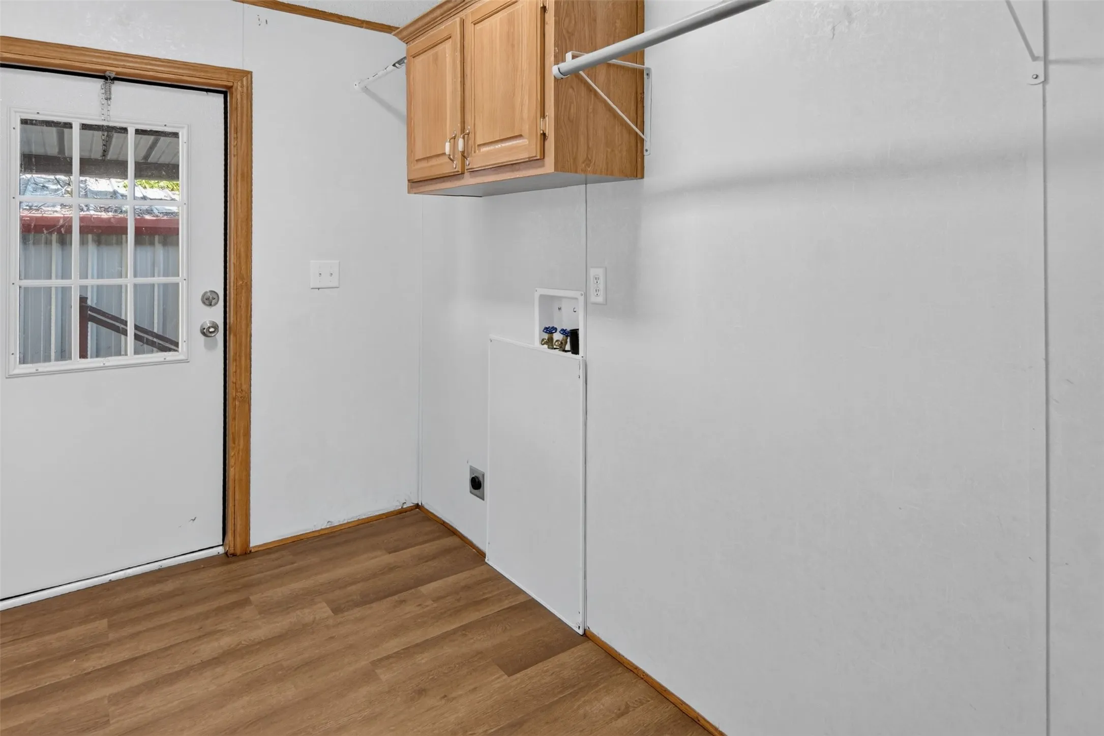 Manufactured Home For Sale in Palo Pinto County , 339 N Fm 2353, Graford, Texas 76449, 4 Bedroom, 3 Bathroom, 2 Garage spaces, 2,241 Sqft, built in 2001, mls#21370747, Real Estate Agent in Graford, Homes For Sale in Palo Pinto county, Homes For Sale in Graford, Realtor in Graford Texas, Real Estate Brokerage Independent Realty Texas, Luminita Cordes Realtor
