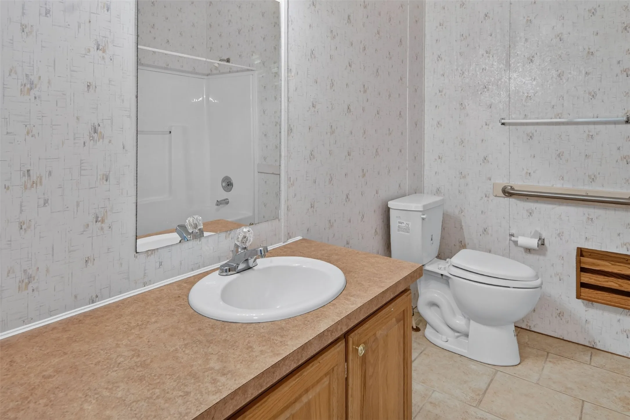 Manufactured Home For Sale in Palo Pinto County , 339 N Fm 2353, Graford, Texas 76449, 4 Bedroom, 3 Bathroom, 2 Garage spaces, 2,241 Sqft, built in 2001, mls#21370747, Real Estate Agent in Graford, Homes For Sale in Palo Pinto county, Homes For Sale in Graford, Realtor in Graford Texas, Real Estate Brokerage Independent Realty Texas, Luminita Cordes Realtor