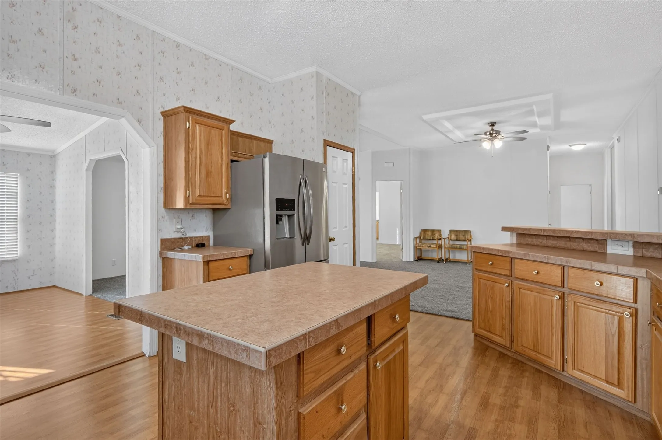 Manufactured Home For Sale in Palo Pinto County , 339 N Fm 2353, Graford, Texas 76449, 4 Bedroom, 3 Bathroom, 2 Garage spaces, 2,241 Sqft, built in 2001, mls#21370747, Real Estate Agent in Graford, Homes For Sale in Palo Pinto county, Homes For Sale in Graford, Realtor in Graford Texas, Real Estate Brokerage Independent Realty Texas, Luminita Cordes Realtor