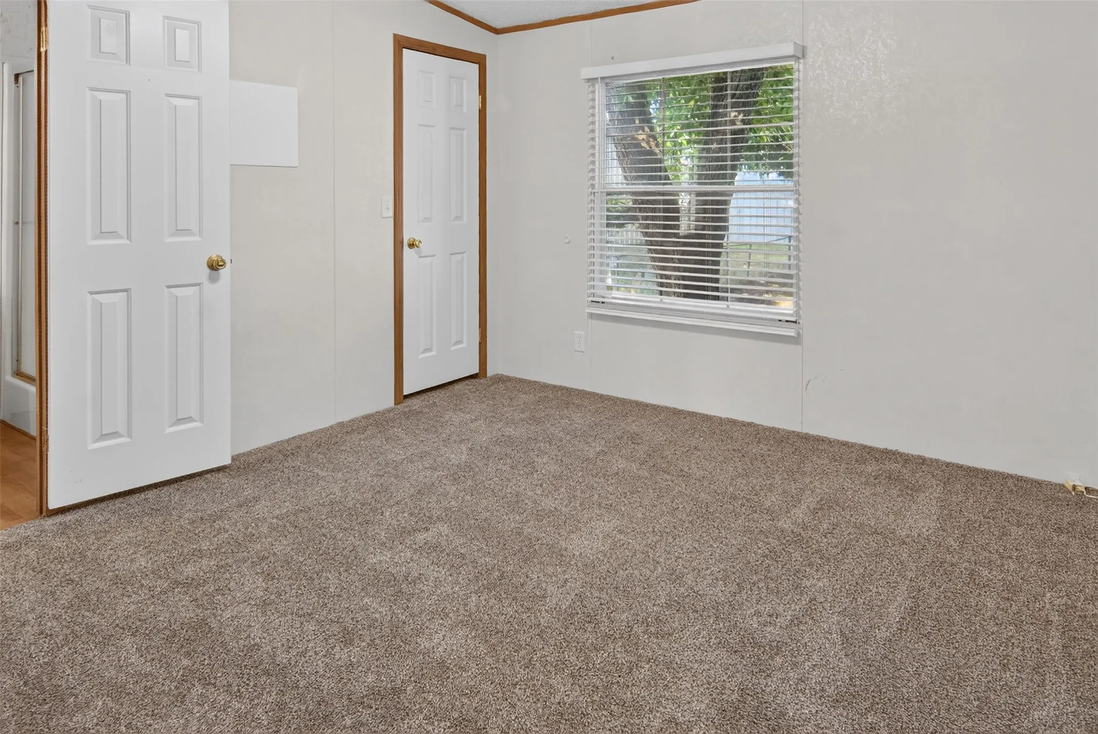 Manufactured Home For Sale in Palo Pinto County , 339 N Fm 2353, Graford, Texas 76449, 4 Bedroom, 3 Bathroom, 2 Garage spaces, 2,241 Sqft, built in 2001, mls#21370747, Real Estate Agent in Graford, Homes For Sale in Palo Pinto county, Homes For Sale in Graford, Realtor in Graford Texas, Real Estate Brokerage Independent Realty Texas, Luminita Cordes Realtor