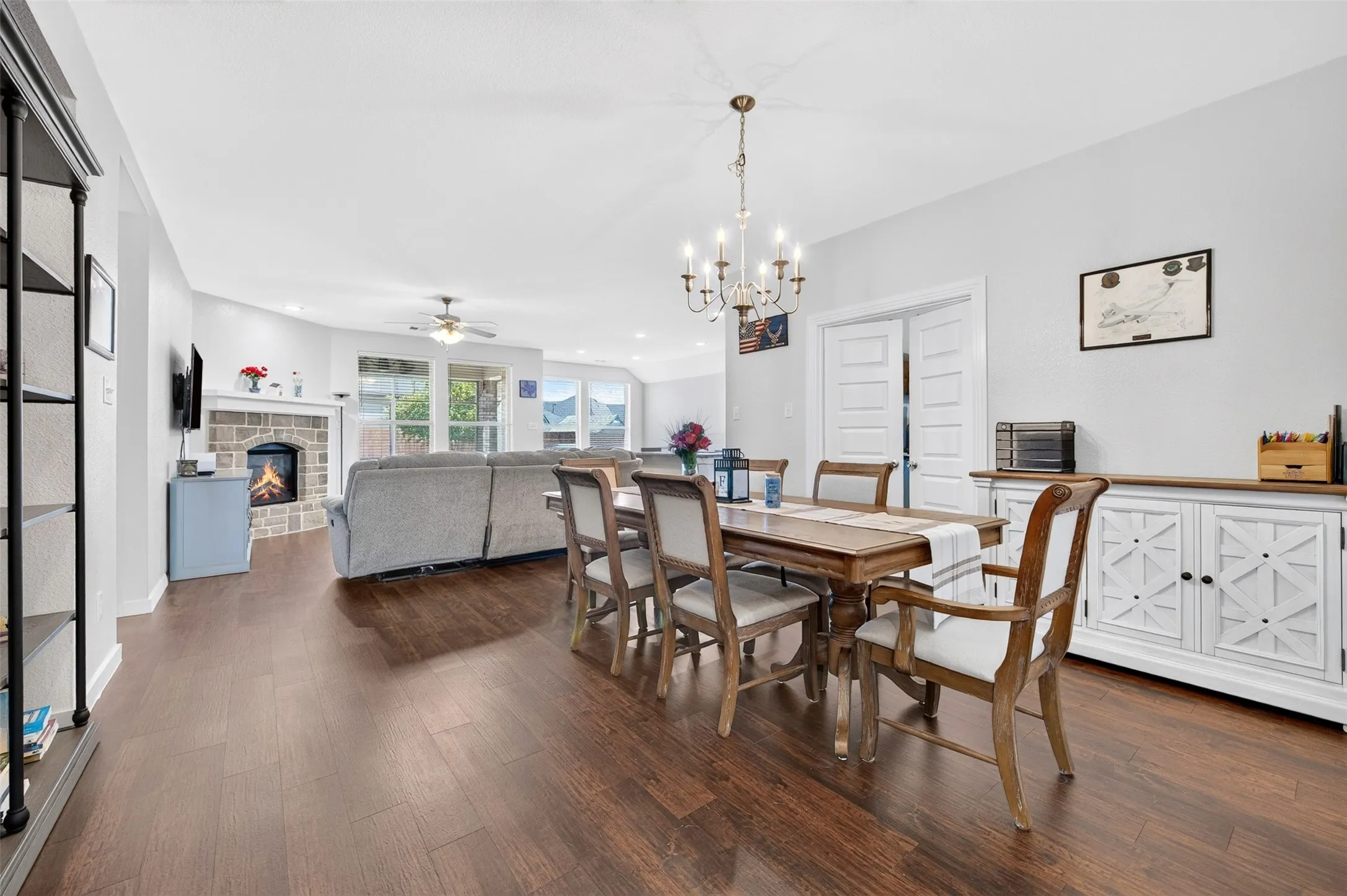 Single Family Residence For Sale in Kaufman County , 1819 Huntsman Way, Forney, Texas 75126, 4 Bedroom, 3 Bathroom, 2 Garage spaces, 2,200 Sqft, built in 2018, mls#21369777, Real Estate Agent in Forney, Homes For Sale in Kaufman county, Homes For Sale in Forney, Realtor in Forney Texas, Real Estate Brokerage Independent Realty Texas, Luminita Cordes Realtor