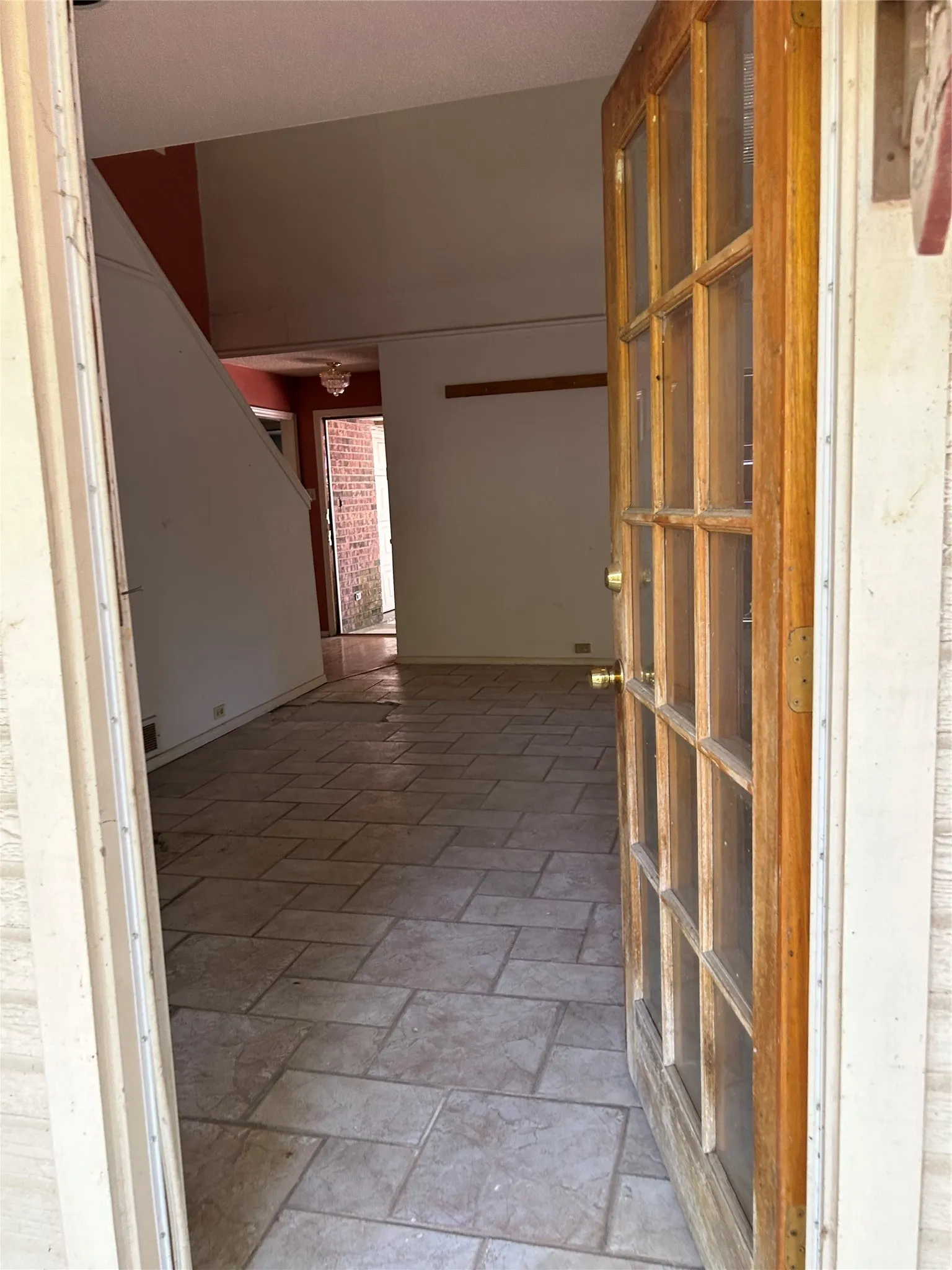 Single Family Residence For Sale in Dallas County , 544 Renee Lane, De Soto, Texas 75115, 3 Bedroom, 3 Bathroom, 2 Garage spaces, 2,463 Sqft, built in 1985, mls#21370793, Real Estate Agent in De Soto, Homes For Sale in Dallas county, Homes For Sale in De Soto, Realtor in De Soto Texas, Real Estate Brokerage Independent Realty Texas, Luminita Cordes Realtor
