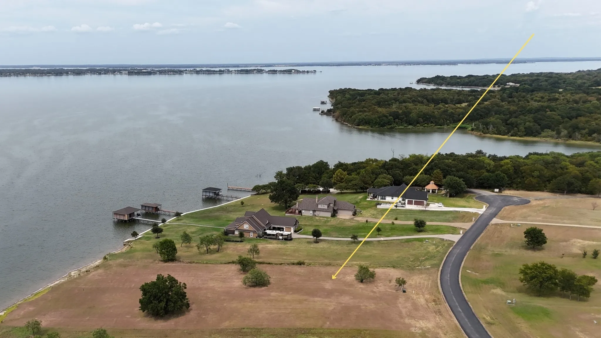 Unimproved Land For Sale in Navarro County , Lot 115 Lake Vista Drive, Streetman, Texas 75859, 0, 0, Garage spaces, 0 Sqft, built in 0, mls#21361499, Real Estate Agent in Streetman, Homes For Sale in Navarro county, Homes For Sale in Streetman, Realtor in Streetman Texas, Real Estate Brokerage Independent Realty Texas, Luminita Cordes Realtor
