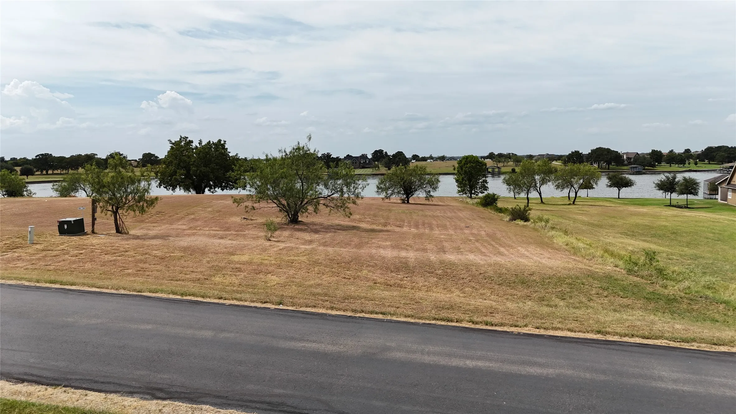 Unimproved Land For Sale in Navarro County , Lot 115 Lake Vista Drive, Streetman, Texas 75859, 0, 0, Garage spaces, 0 Sqft, built in 0, mls#21361499, Real Estate Agent in Streetman, Homes For Sale in Navarro county, Homes For Sale in Streetman, Realtor in Streetman Texas, Real Estate Brokerage Independent Realty Texas, Luminita Cordes Realtor