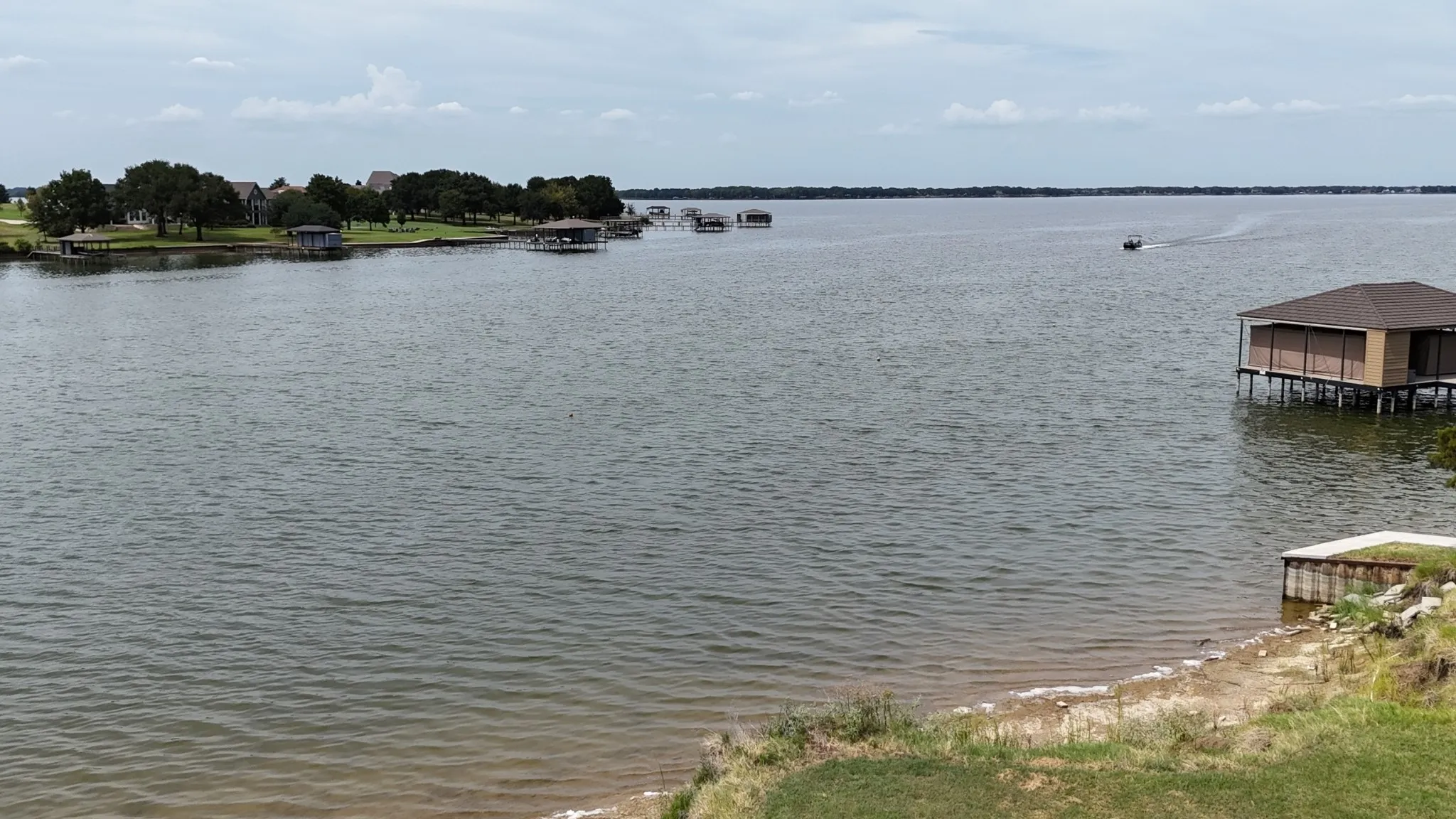 Unimproved Land For Sale in Navarro County , Lot 115 Lake Vista Drive, Streetman, Texas 75859, 0, 0, Garage spaces, 0 Sqft, built in 0, mls#21361499, Real Estate Agent in Streetman, Homes For Sale in Navarro county, Homes For Sale in Streetman, Realtor in Streetman Texas, Real Estate Brokerage Independent Realty Texas, Luminita Cordes Realtor